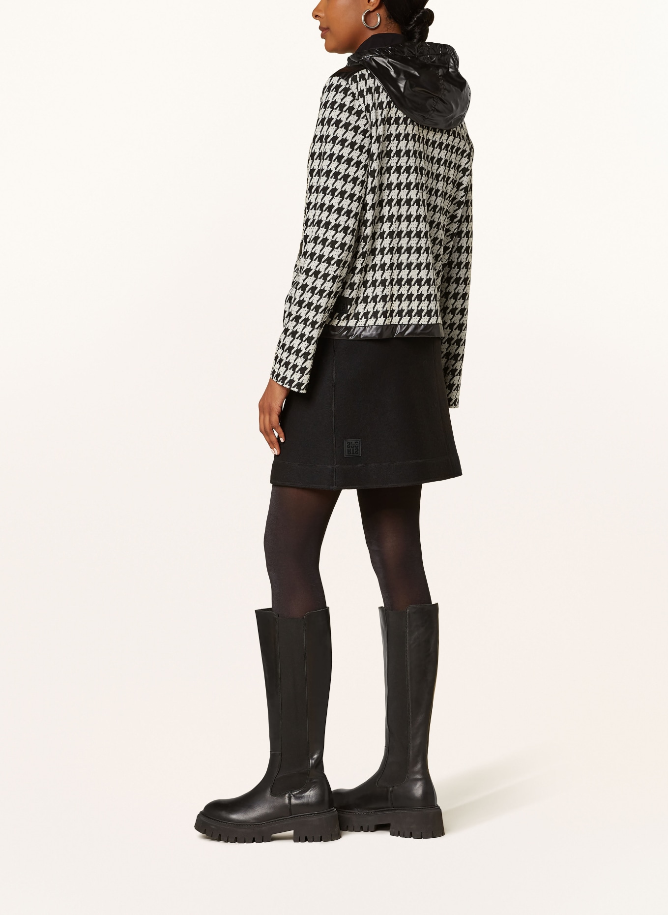 MARC CAIN Sweatjacke: 910 black and white