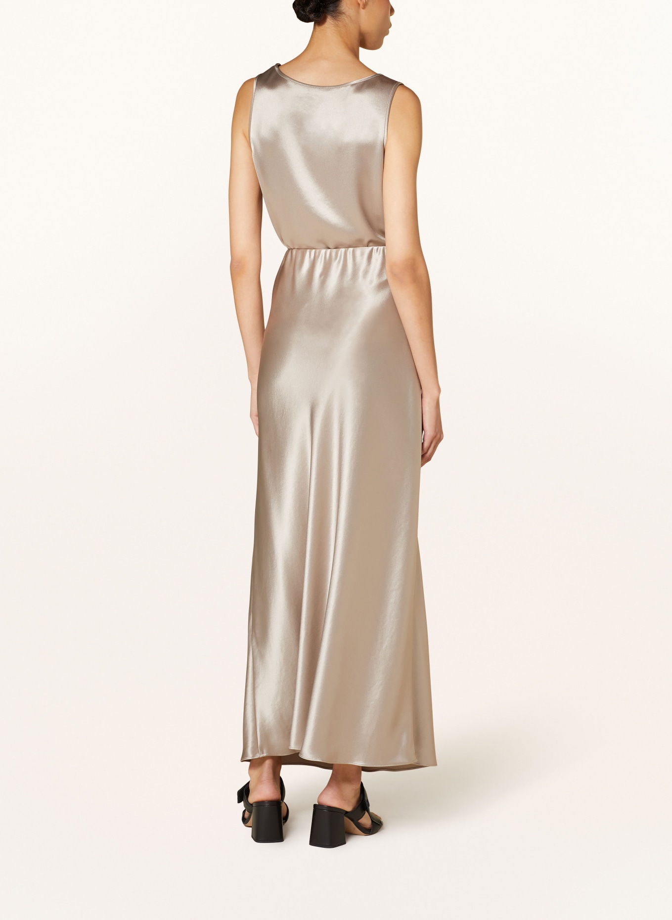 MRS & HUGS Satin skirt: PLATINUM
