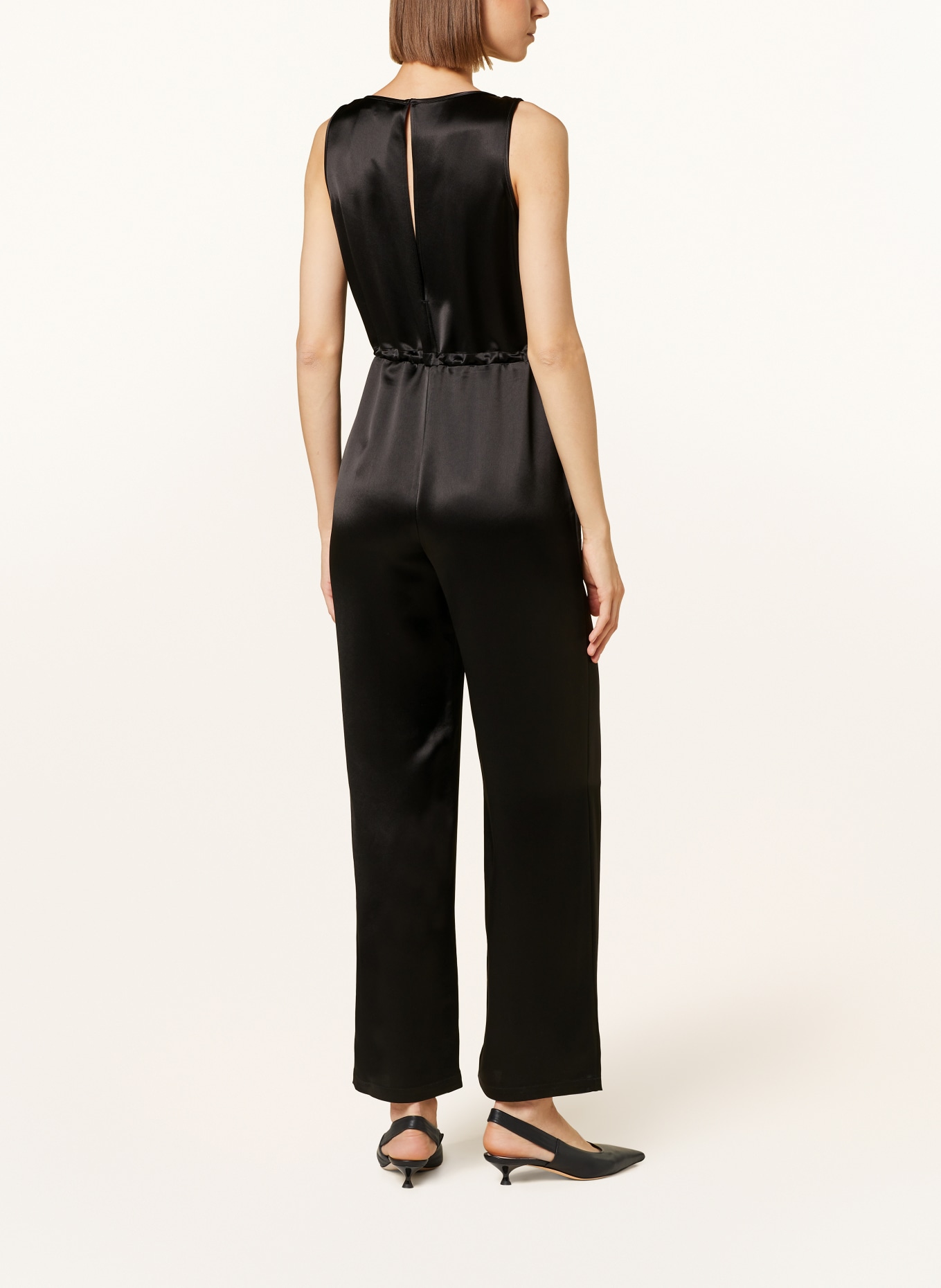 MRS & HUGS Satin-Jumpsuit: SCHWARZ