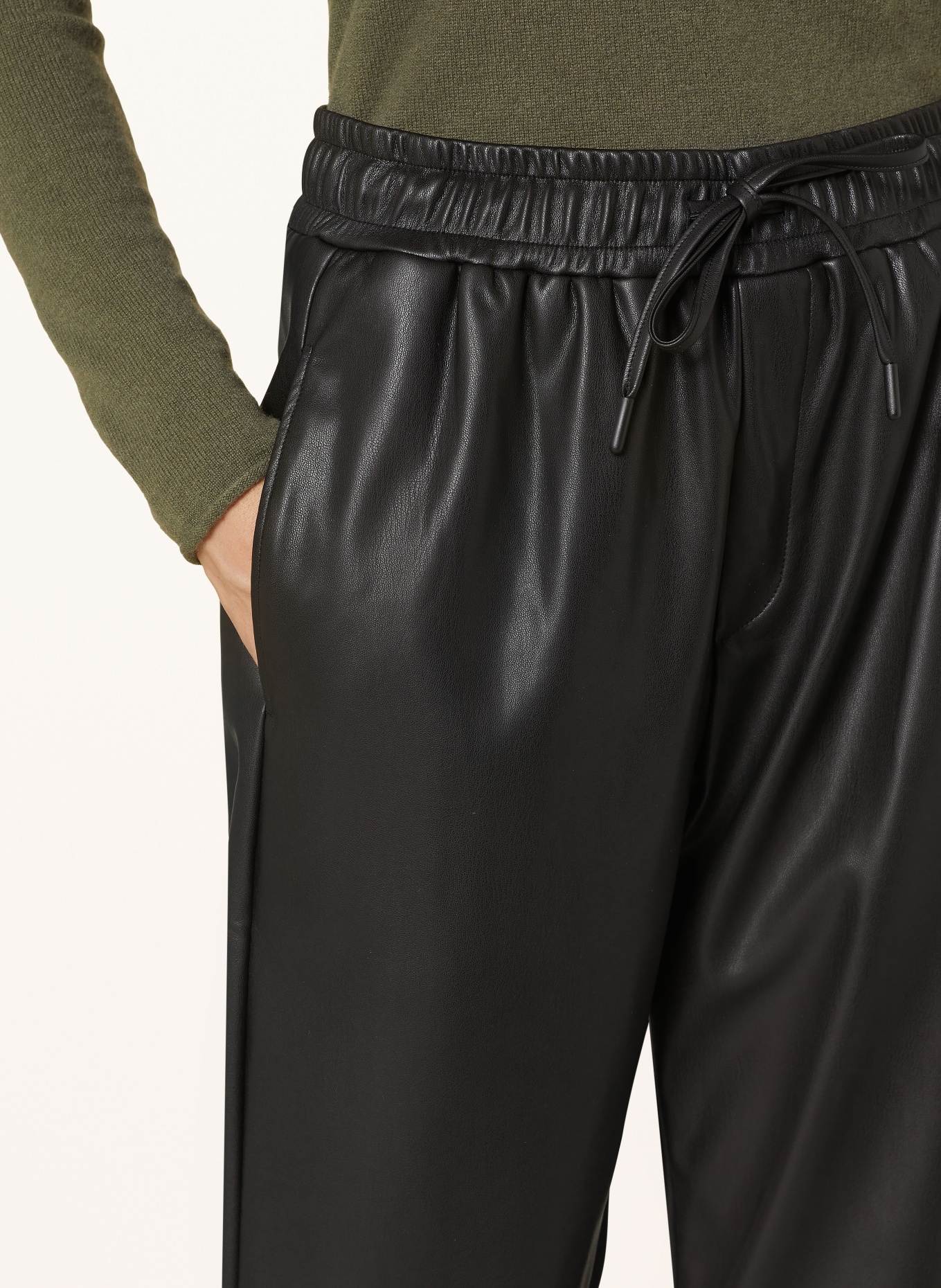 darling harbour Hose in Lederoptik: SCHWARZ