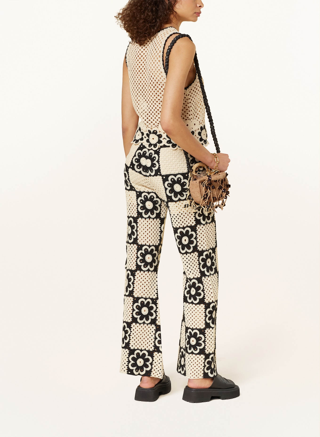 MADE FOR A WOMAN Crossbody bag OLIVIA with decorative gems: BEIGE / BLACK