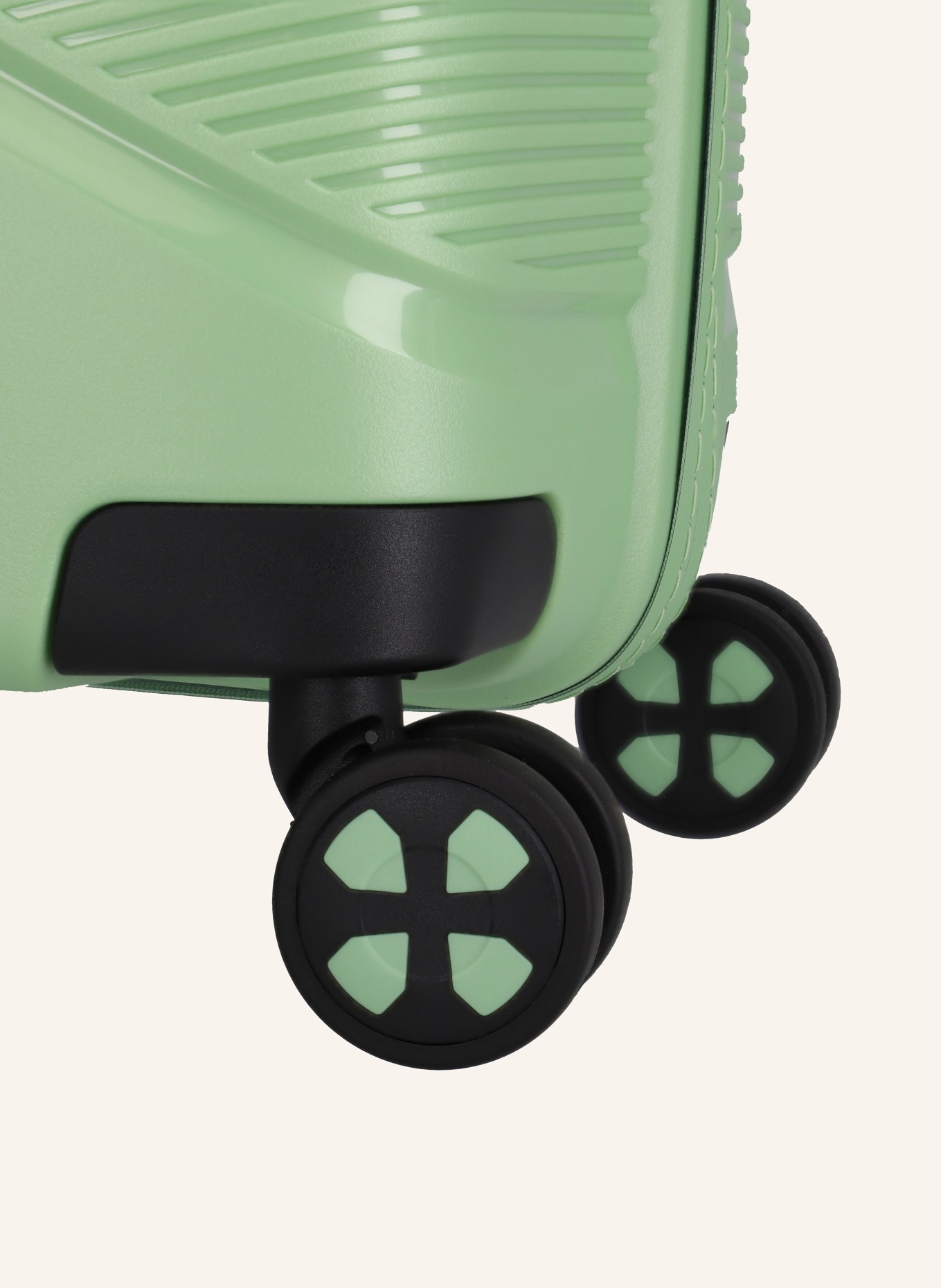 IMPACKT Wheeled suitcase IP1 M, Color: GREEN (Image 4)