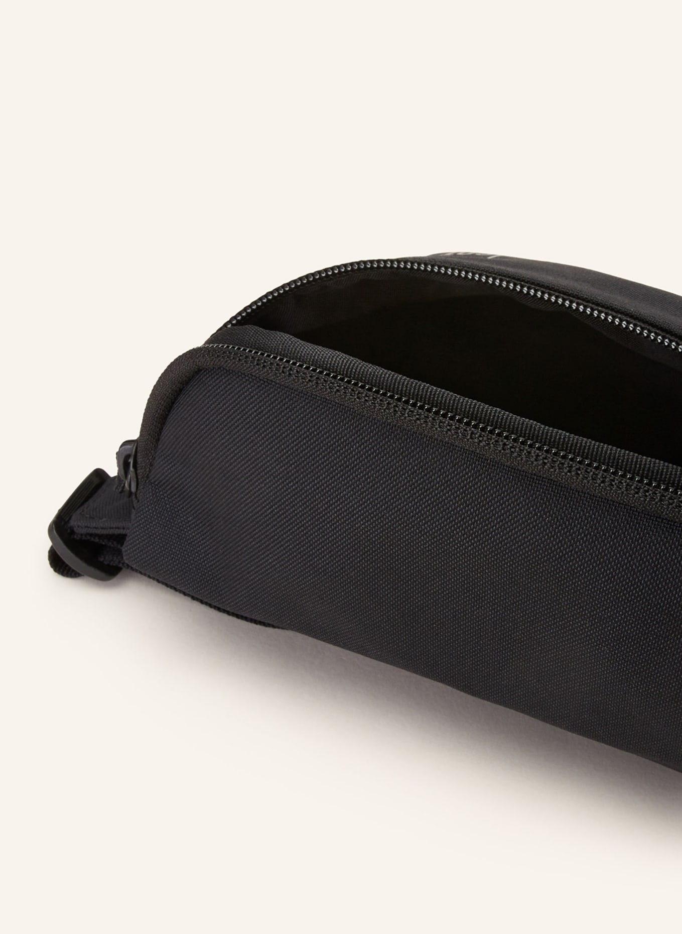 GOT BAG Waist bag: BLACK