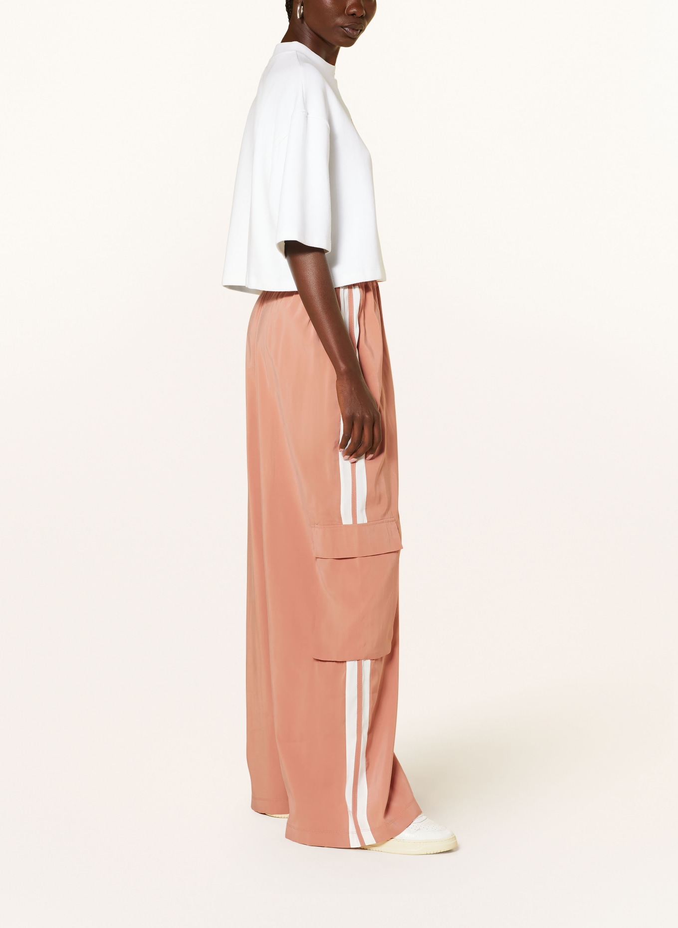 KARO KAUER Cargo pants in jogger style, Color: ROSE (Image 4)