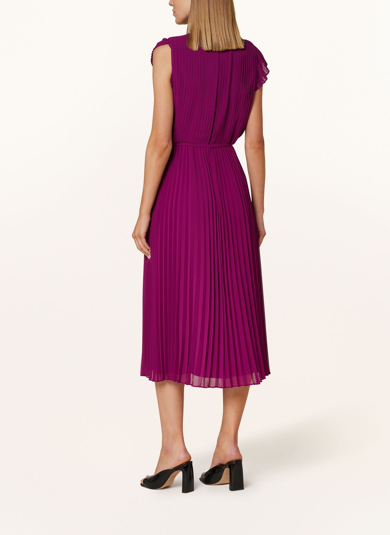 HOBBS Sukienka plisowana ADDISON z wolantami, Kolor: FUKSJA (Obrazek 3)