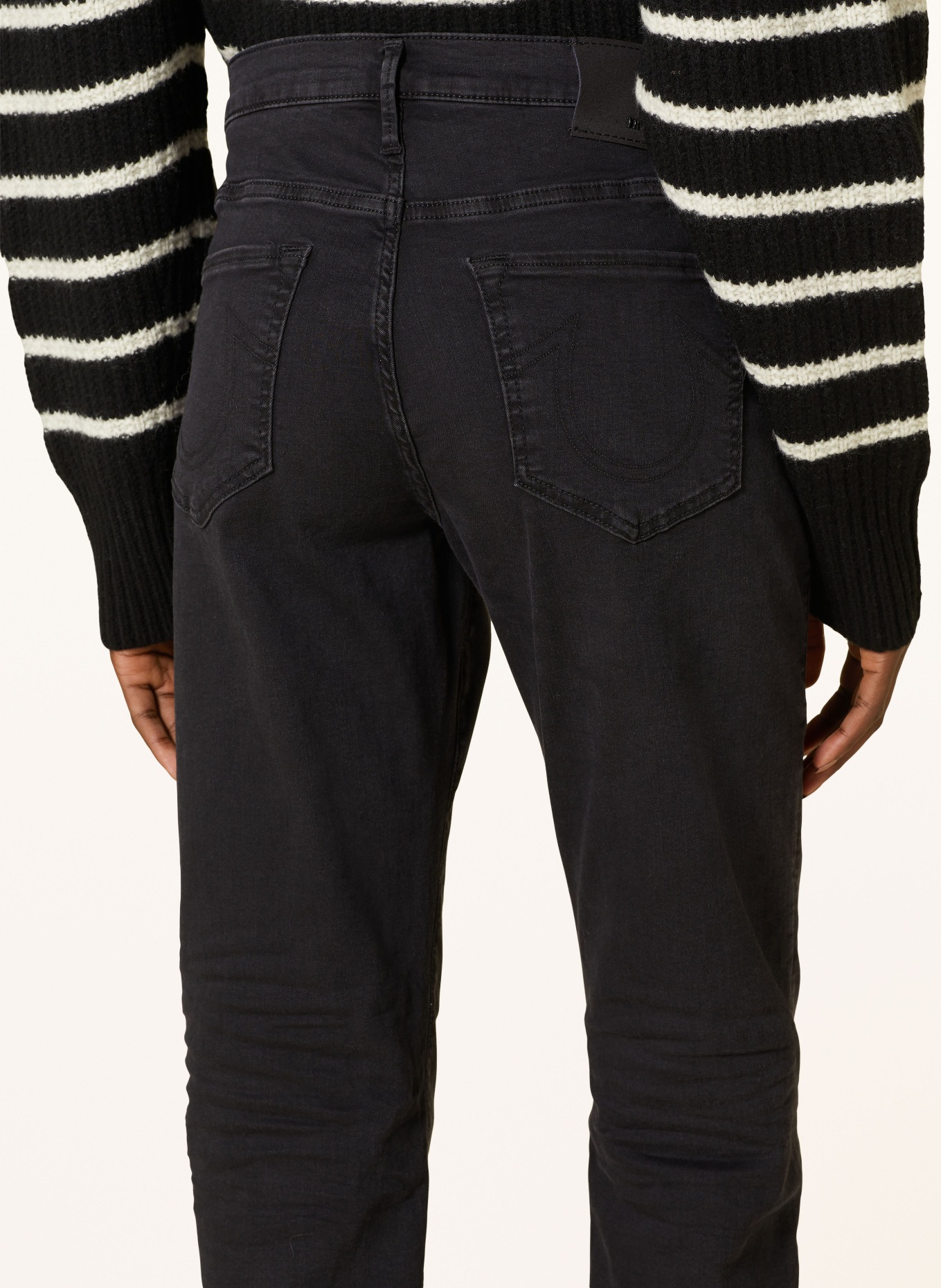 TRUE RELIGION Jeansy 7/8 LIV BOYFRIEND: CZARNY