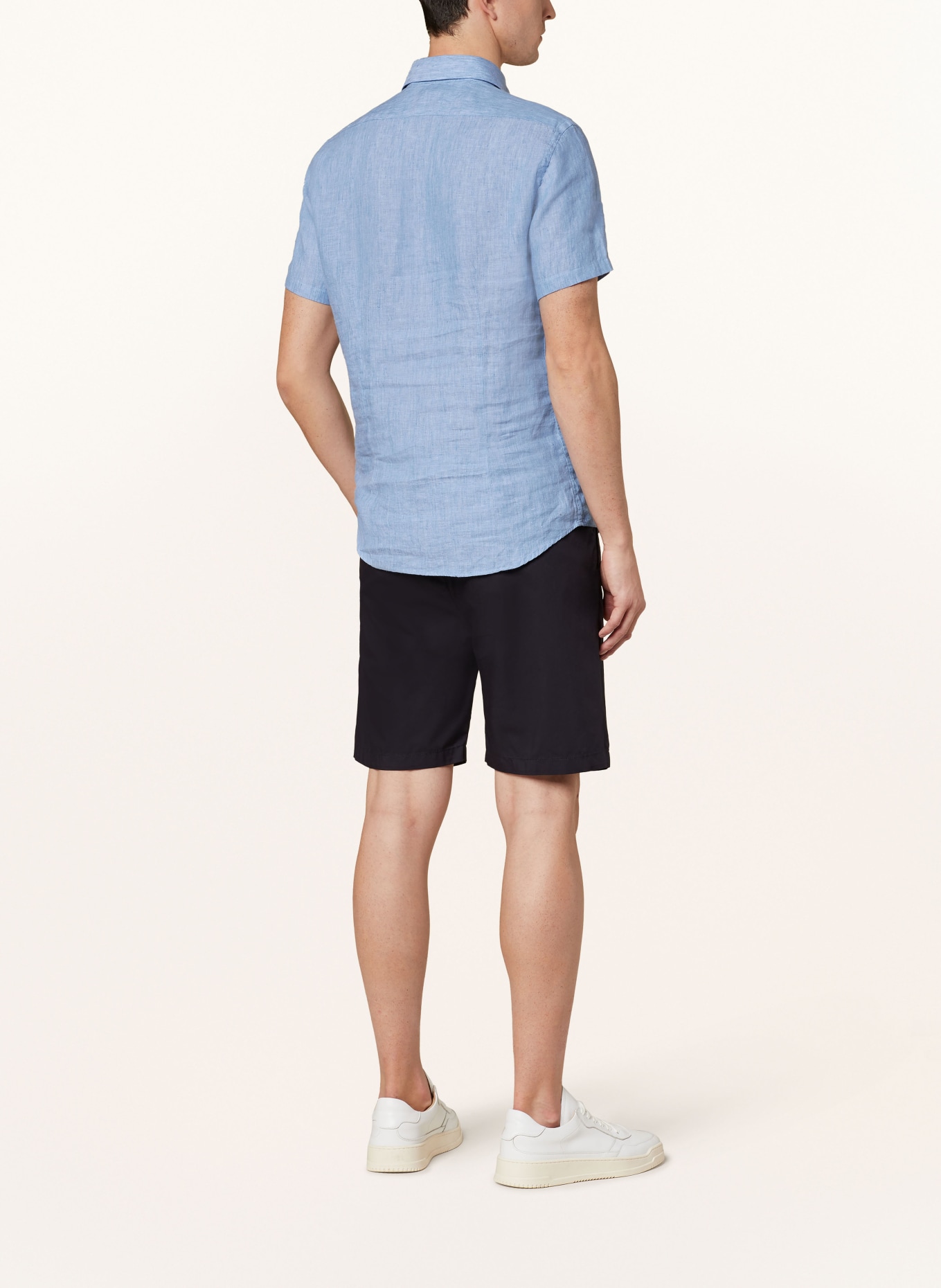 REISS Short sleeve shirt HOLIDAY Slim Fit made of linen, Color: LIGHT BLUE (Image 3)