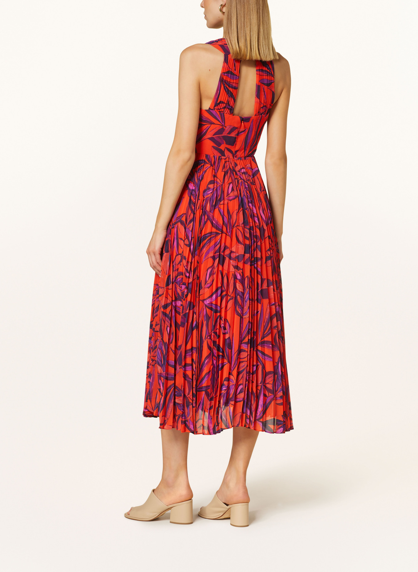 Phase Eight Pleated dress SORELLA with cut-out, Color: RED/ PURPLE/ DARK BLUE (Image 3)