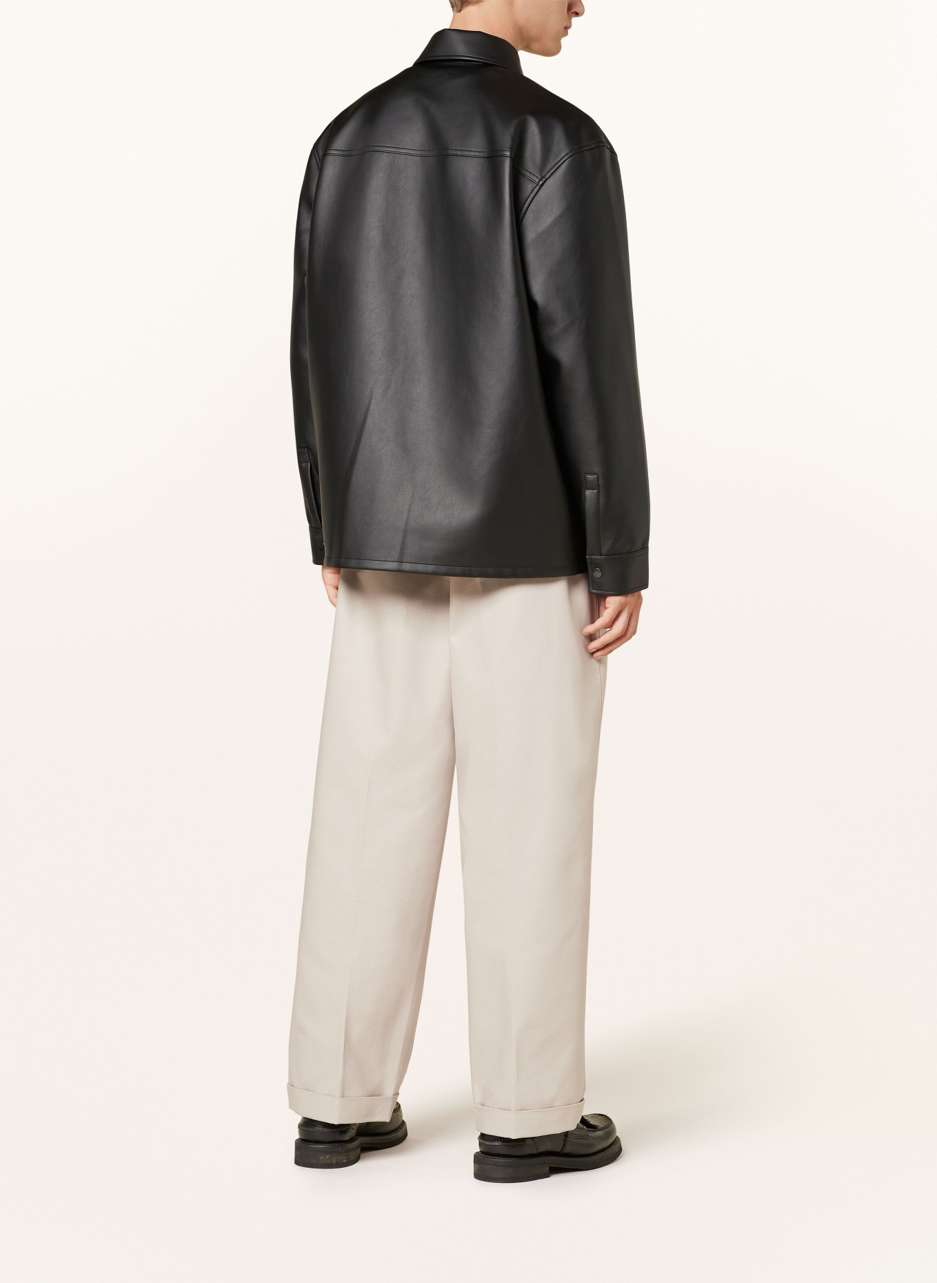 calvin Hardware Klein Jeans Overshirt in Lederoptik, Farbe: SCHWARZ (Bild 3)