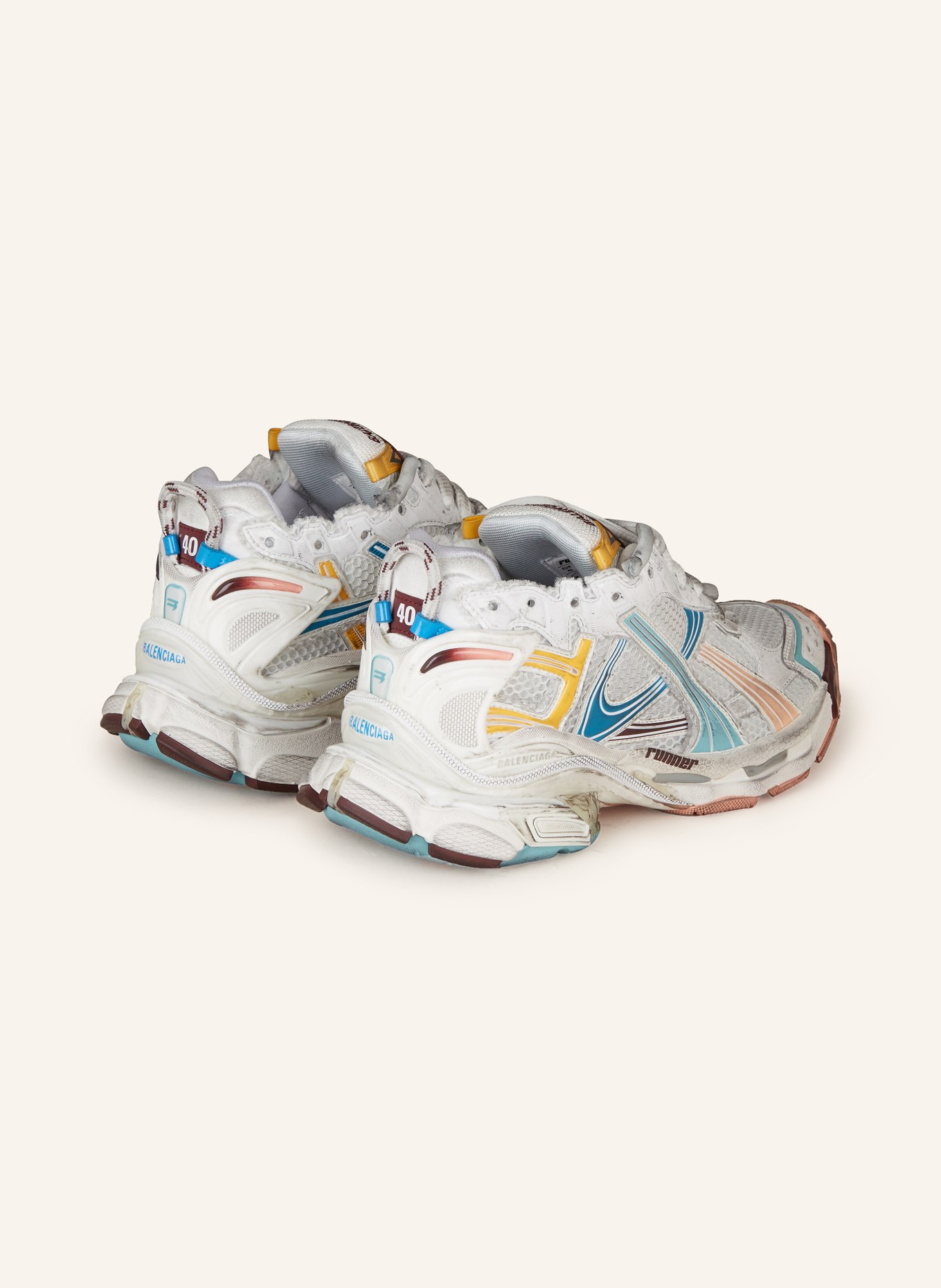 White balenciaga shoes top