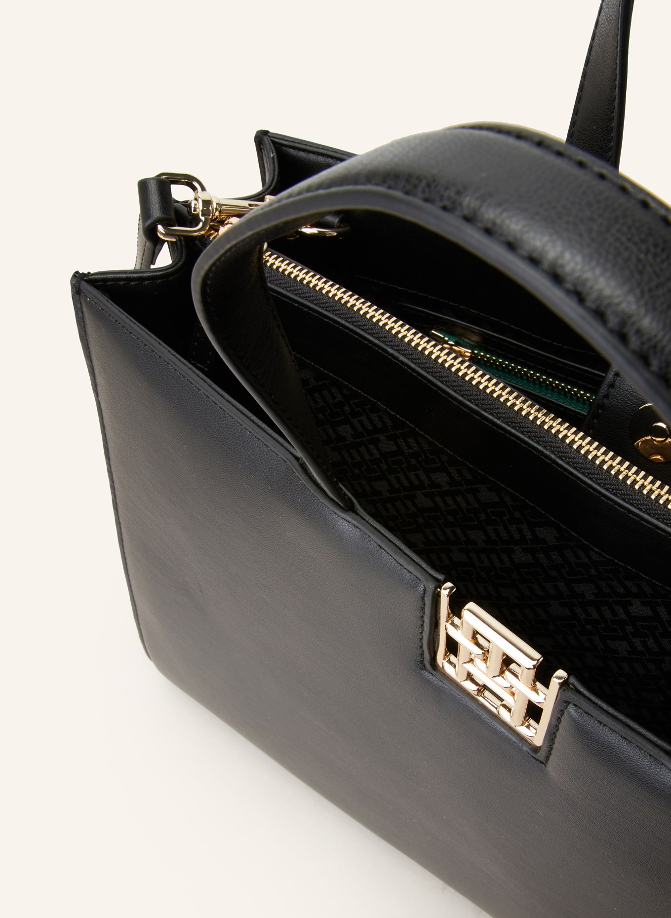 TOMMY HILFIGER Handbag, Color: BLACK (Image 3)