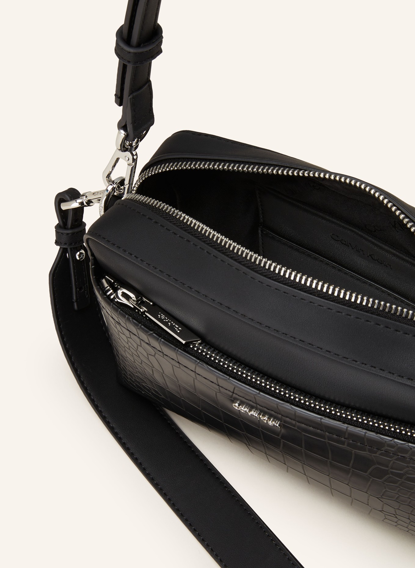 Calvin Klein Crossbody bag in black
