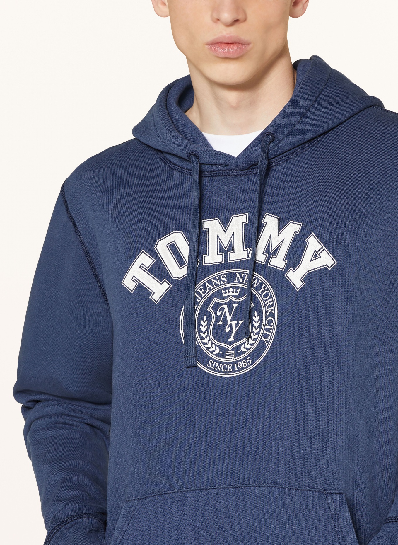 TOMMY JEANS Hoodie: DUNKELBLAU
