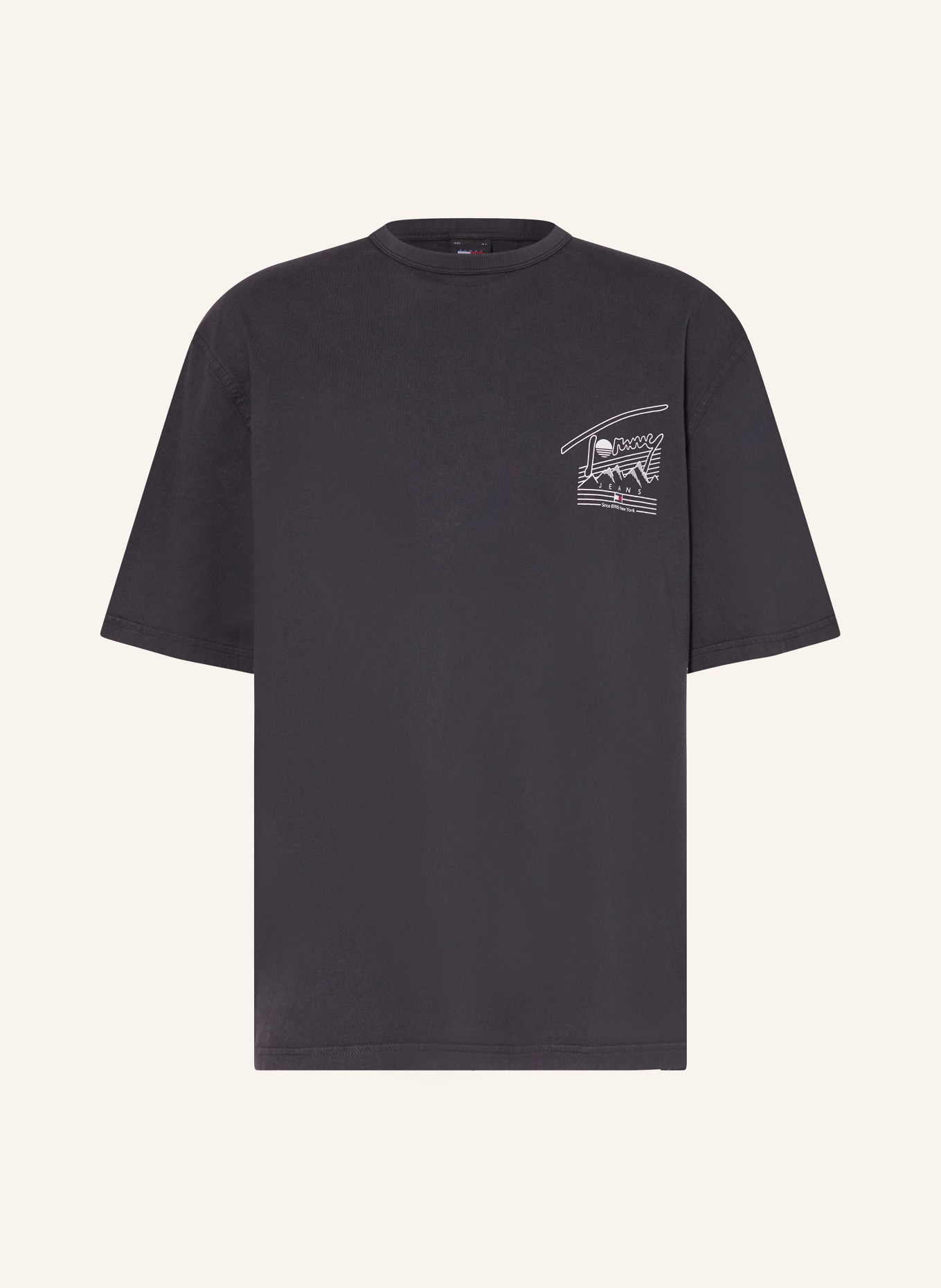 Black tommy jeans t shirt deals
