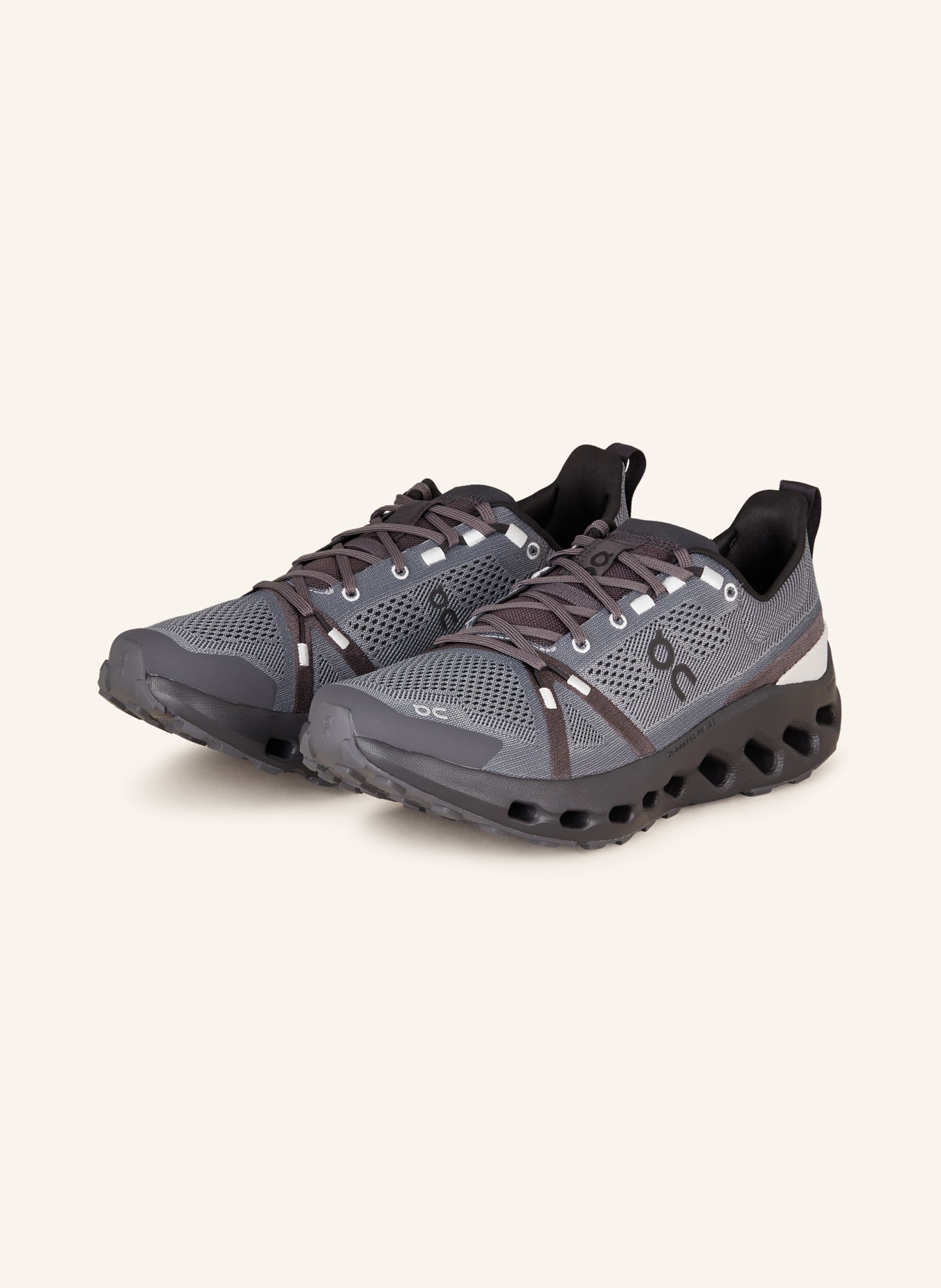 On Trail running shoes CLOUDSURFER TRAIL, Color: BLACK/ DARK GRAY (Image 1)