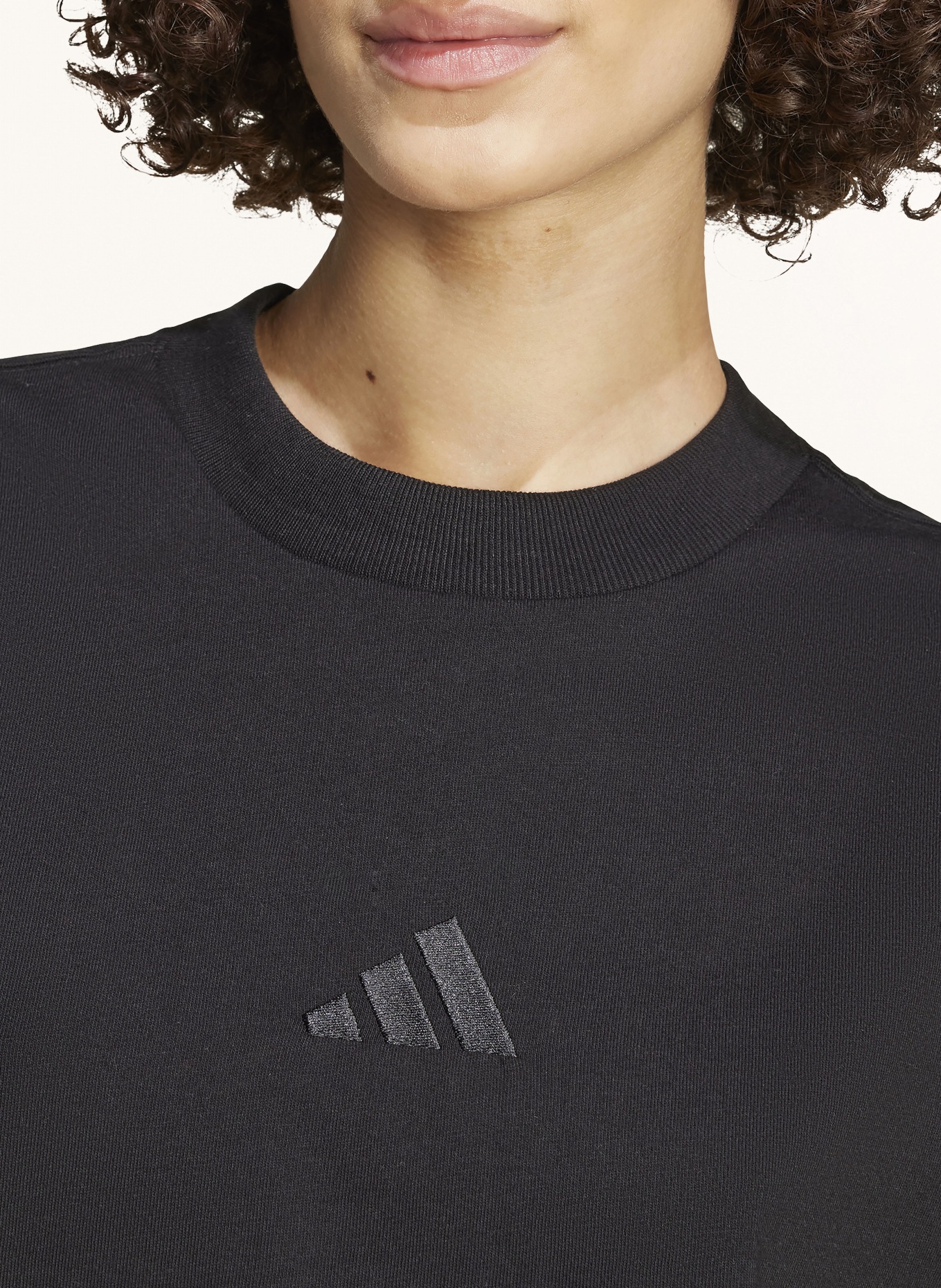 adidas T-shirt W ALL SZN, Color: BLACK (Image 4)