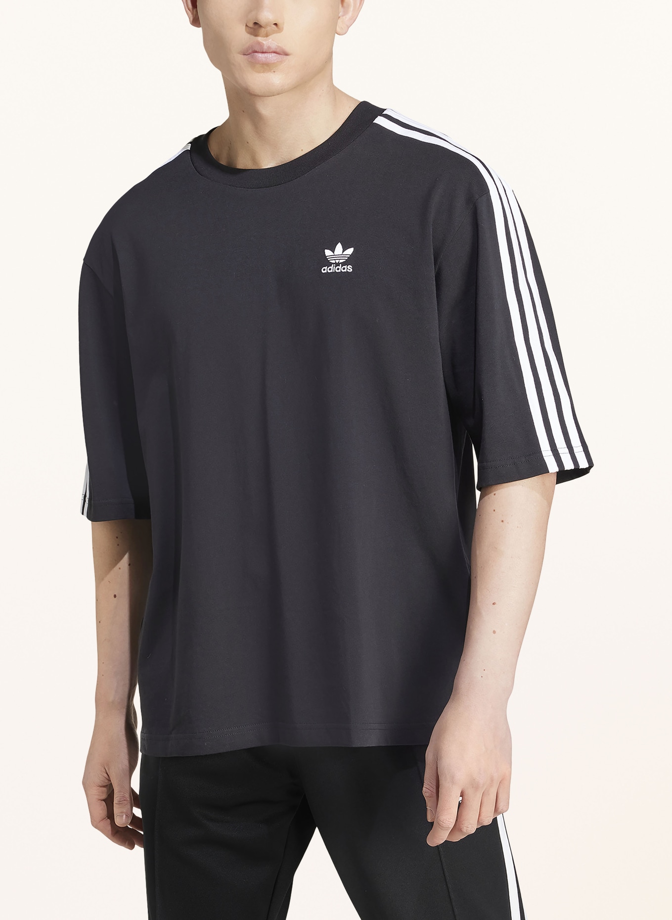 adidas Originals Oversized shirt ADICOLOR, Color: BLACK (Image 2)