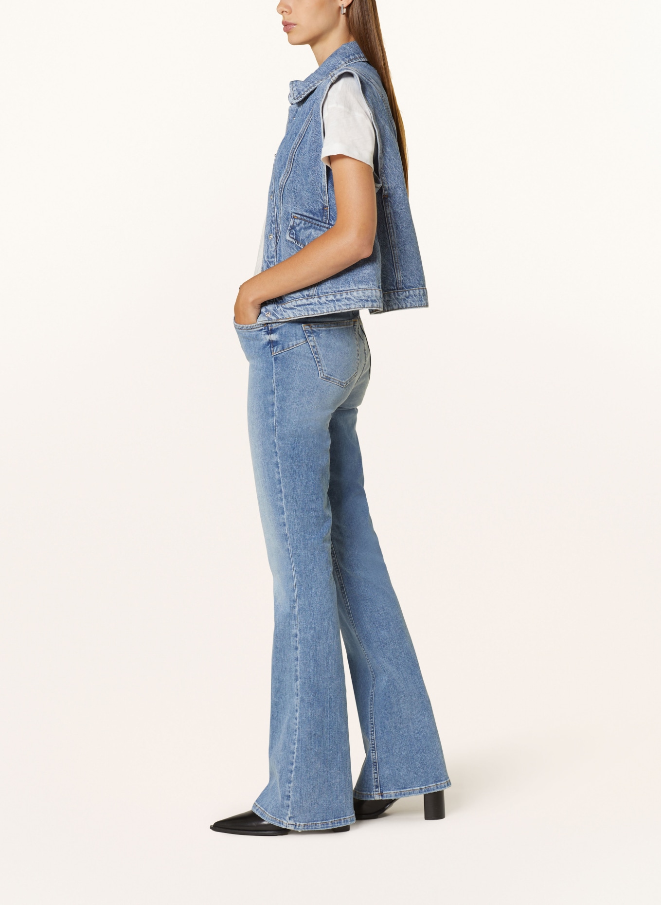 LIU JO Bootcut Jeans with decorative gems, Color: 78526 Den.Blue sw match wa (Image 4)