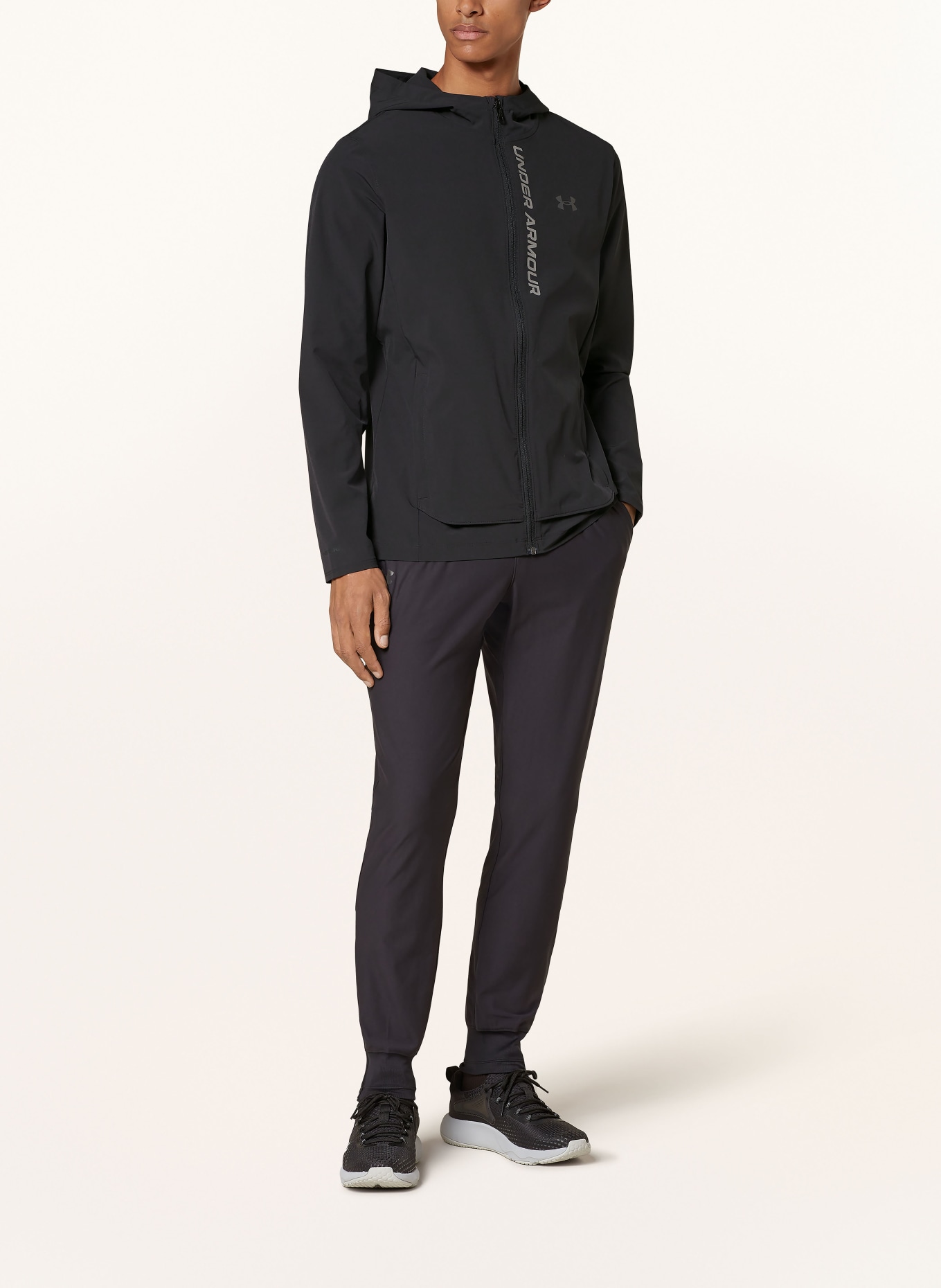 Under armour running jacket online
