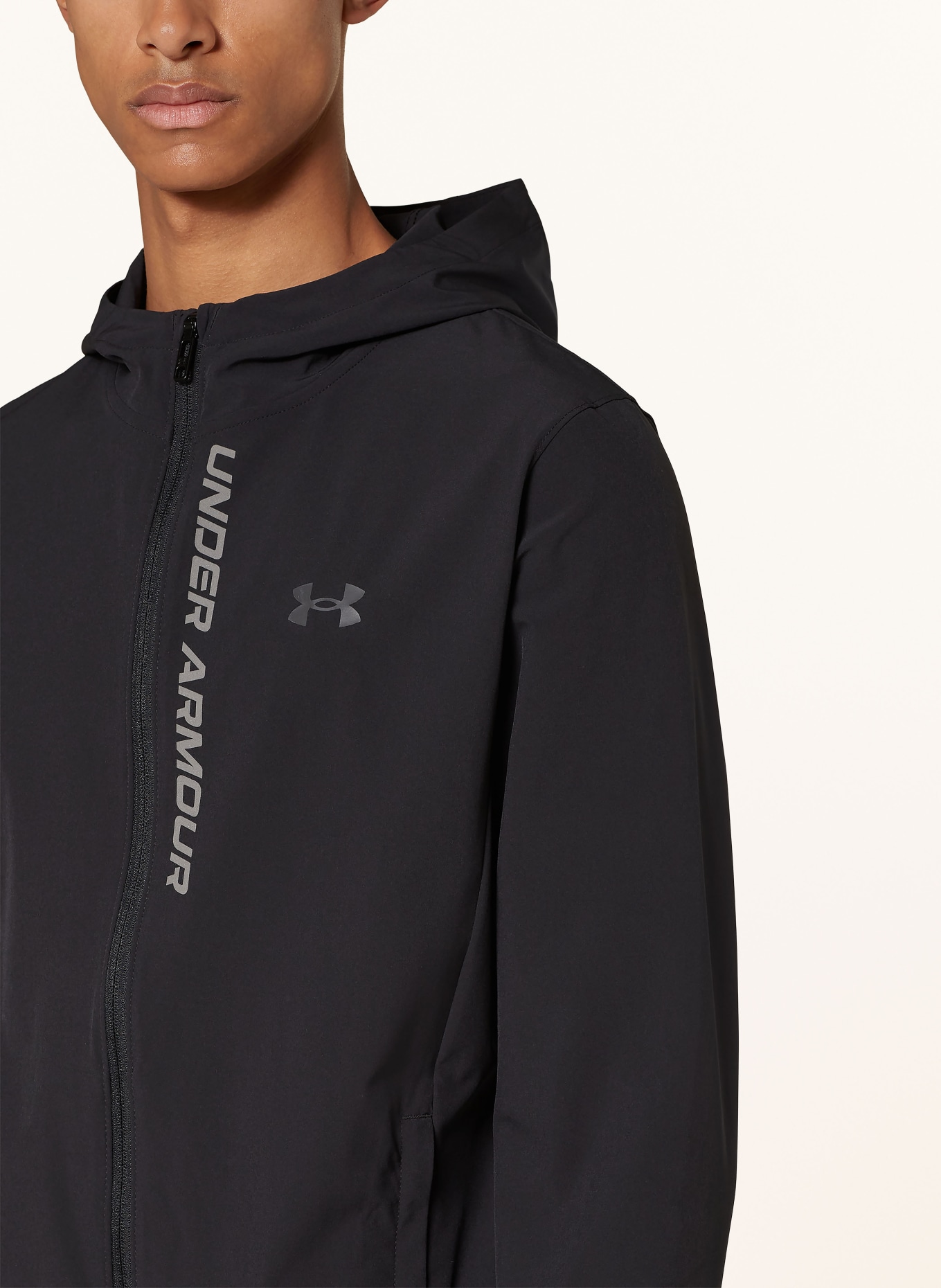 Under armour outrun hot sale