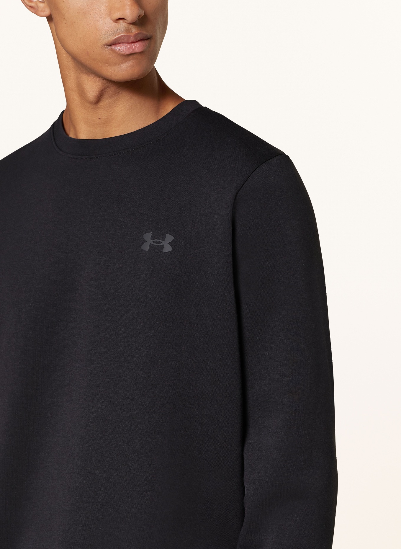 Under armour fitted sweatshirt hotsell