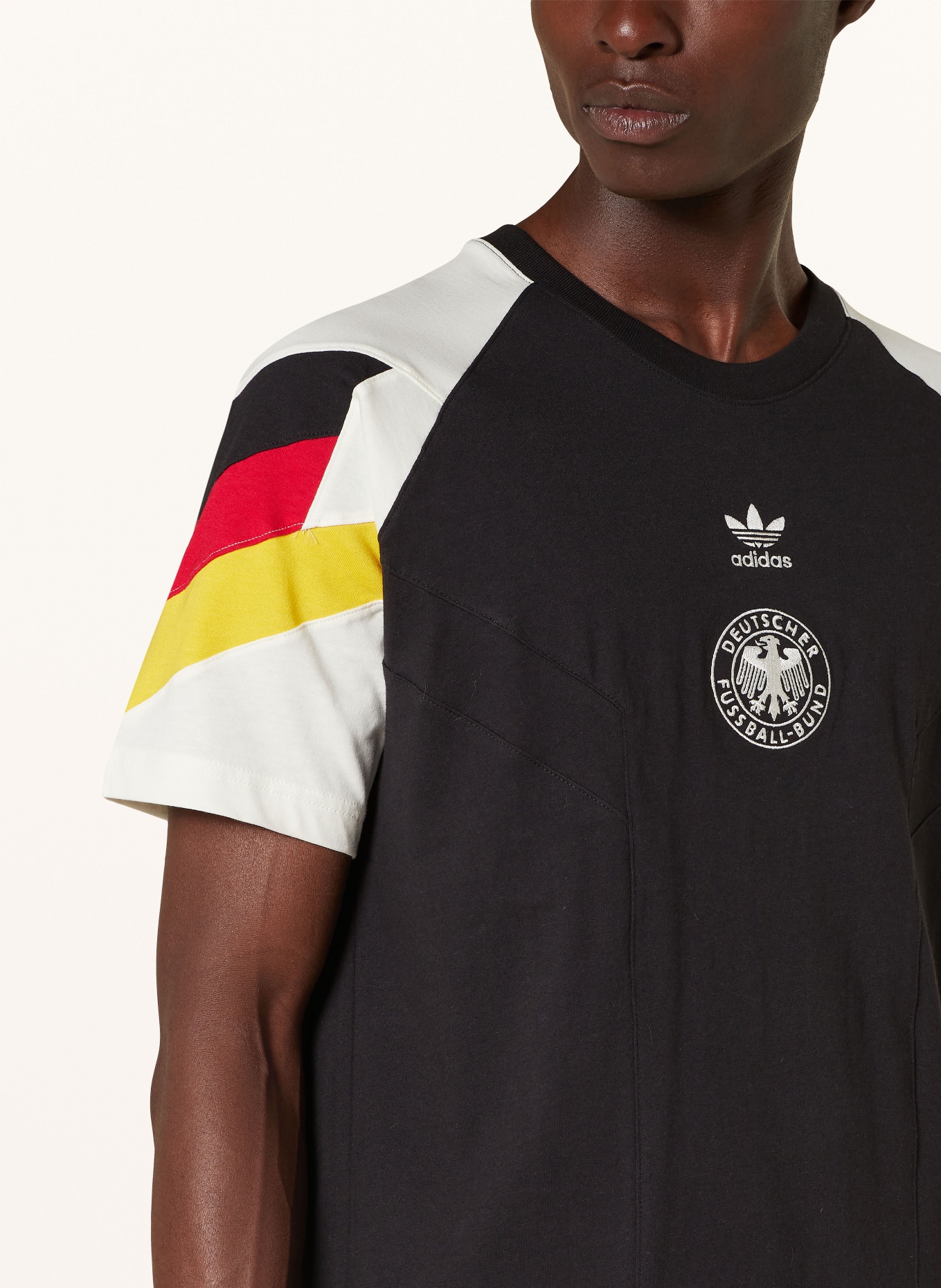 adidas T shirt ORIGINALS DEUTSCHLAND 24 in black