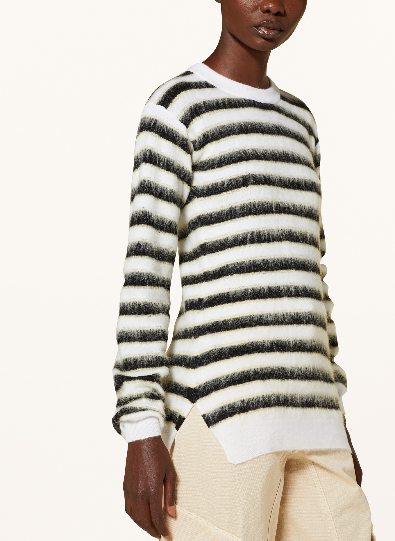 Yellow black and white sweater 2025