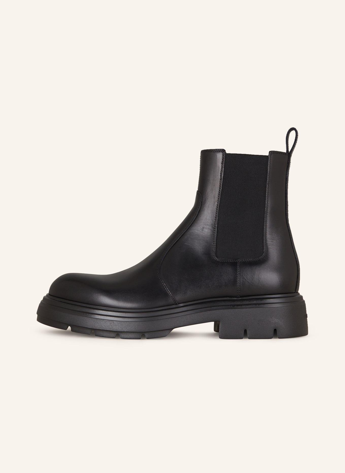 FERRAGAMO Chelsea boots DOLLIE in black