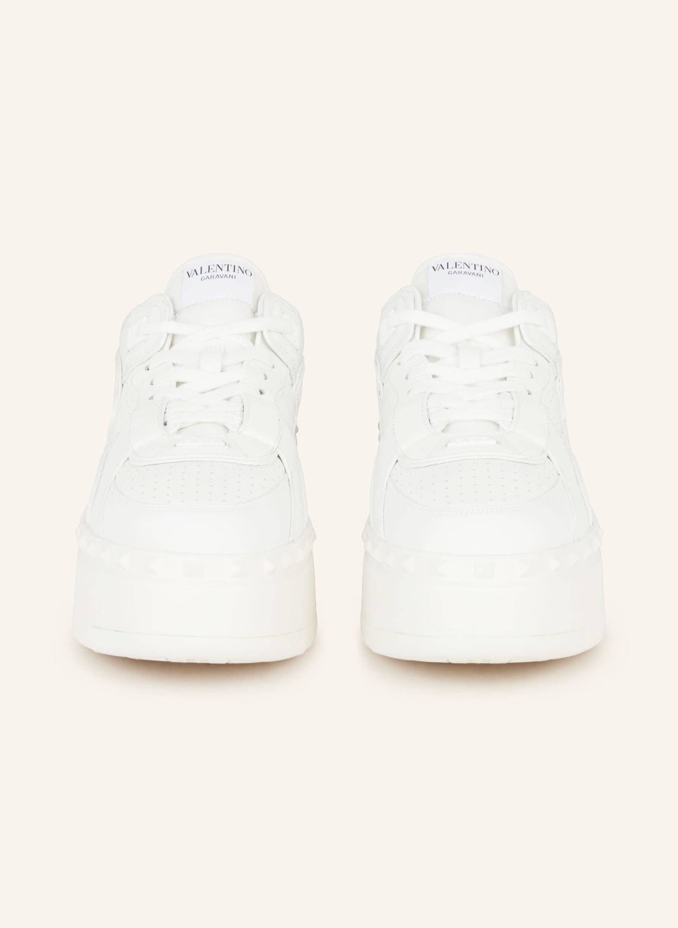 【Valentino Garavani】Freedots XL スニーカー（ホワイト） Valentino Garavani Freedots XL Leather Sneakers | White