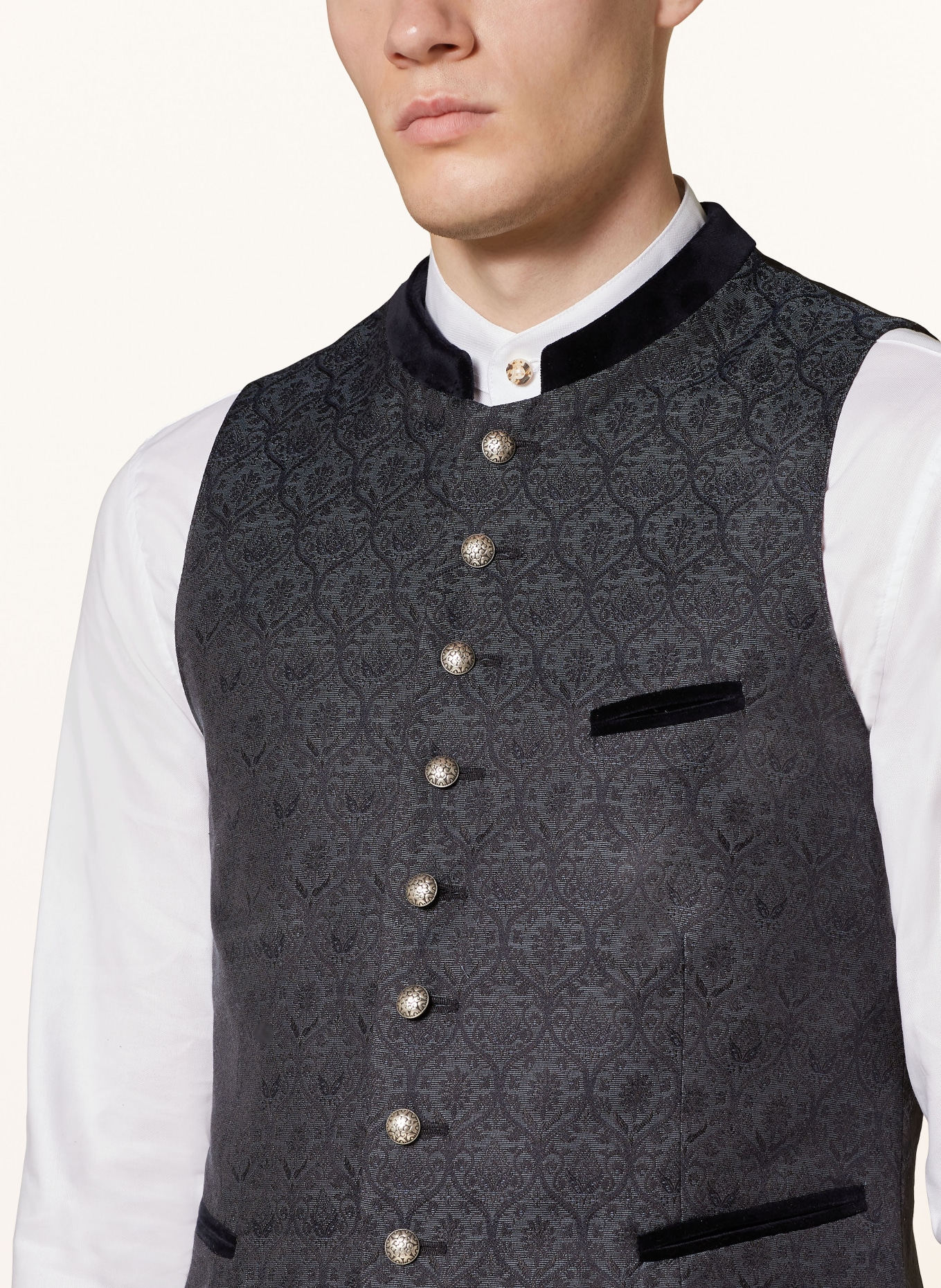 Grasegger Traditional vest KREUZER: in the last step at check out