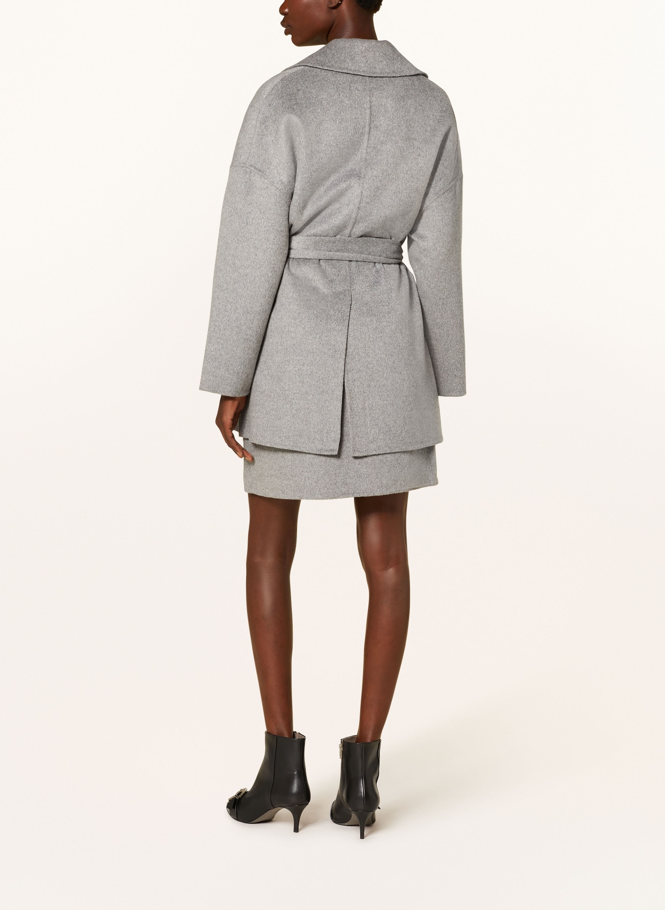 MRS & HUGS Jacket: GRAY