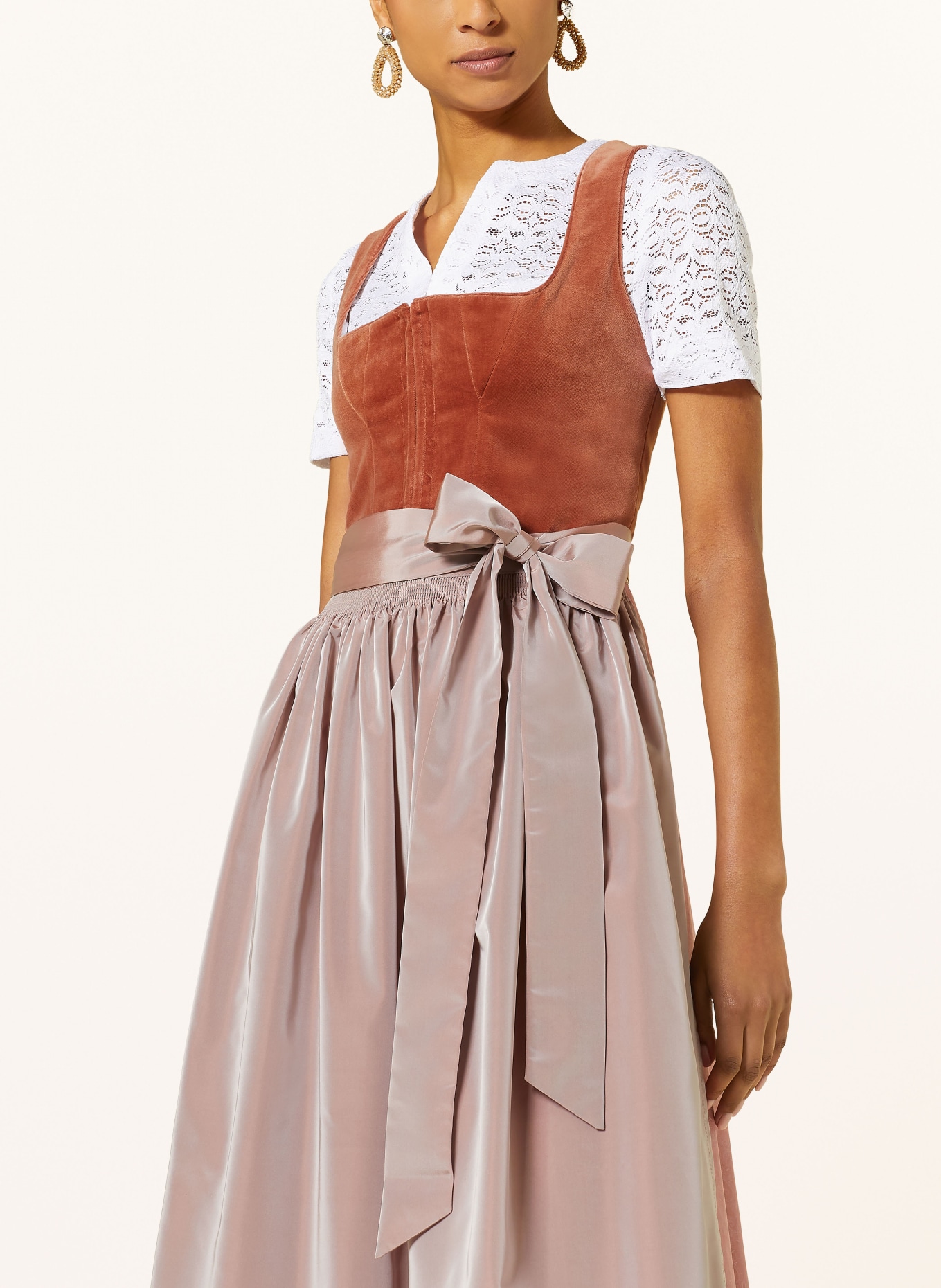 Johann & Johanna Dirndl: ROSÉ / DUNKELORANGE