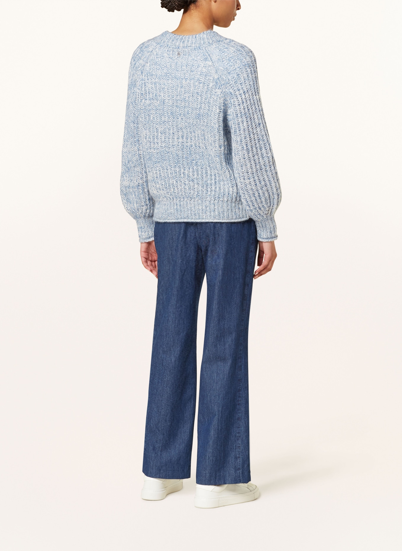 Levi's Plus T-shirt a costine a maniche lunghe bianca a righe MMJAYLIN, Farbe: HELLBLAU (Bild 3)