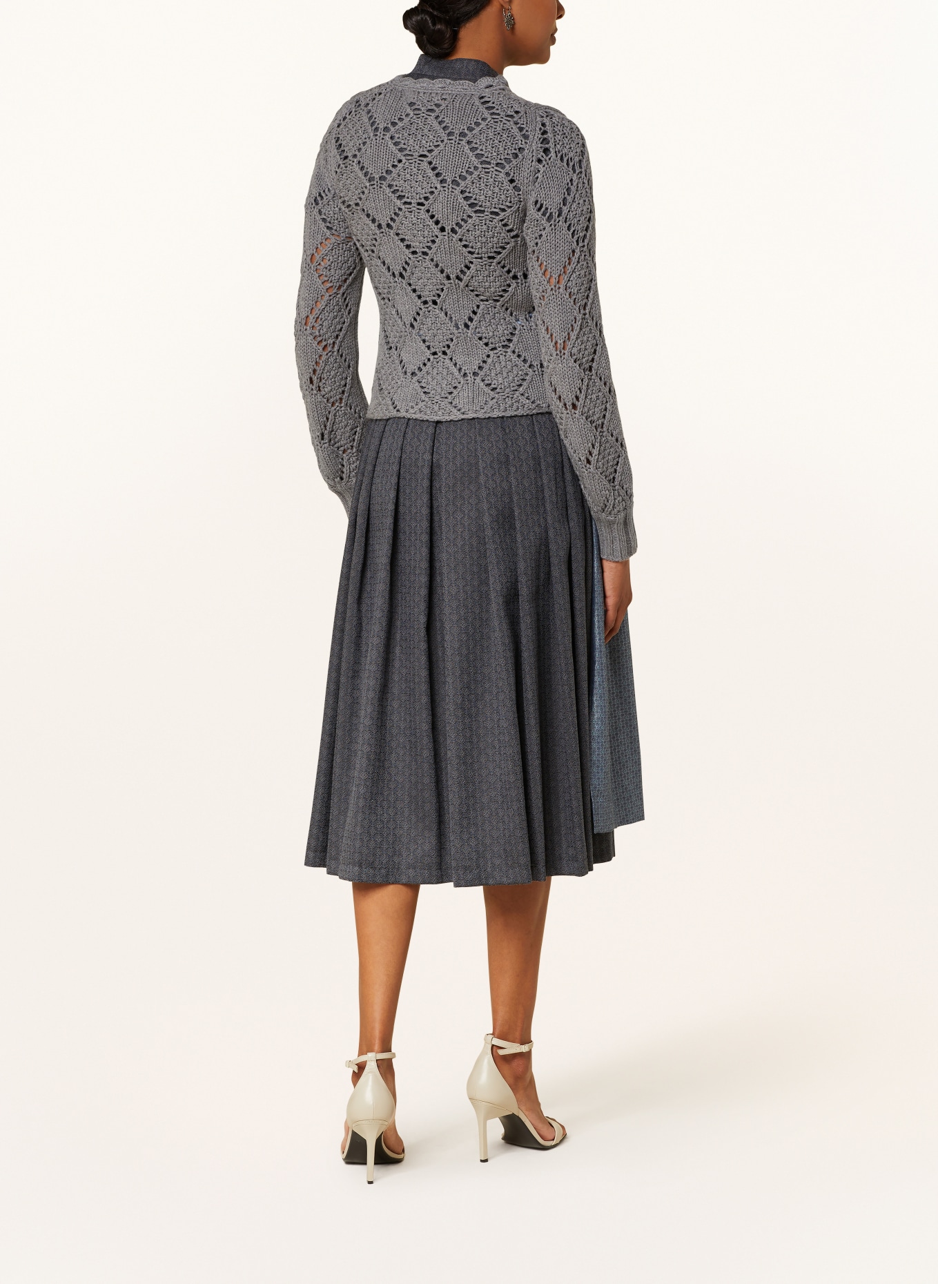 Johann & Johanna Knit cardigan: GRAY