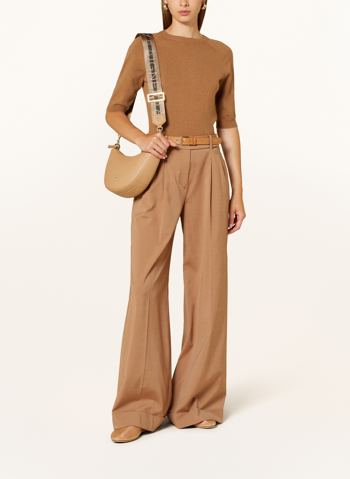AIGNER Crossbody bag: CAMEL