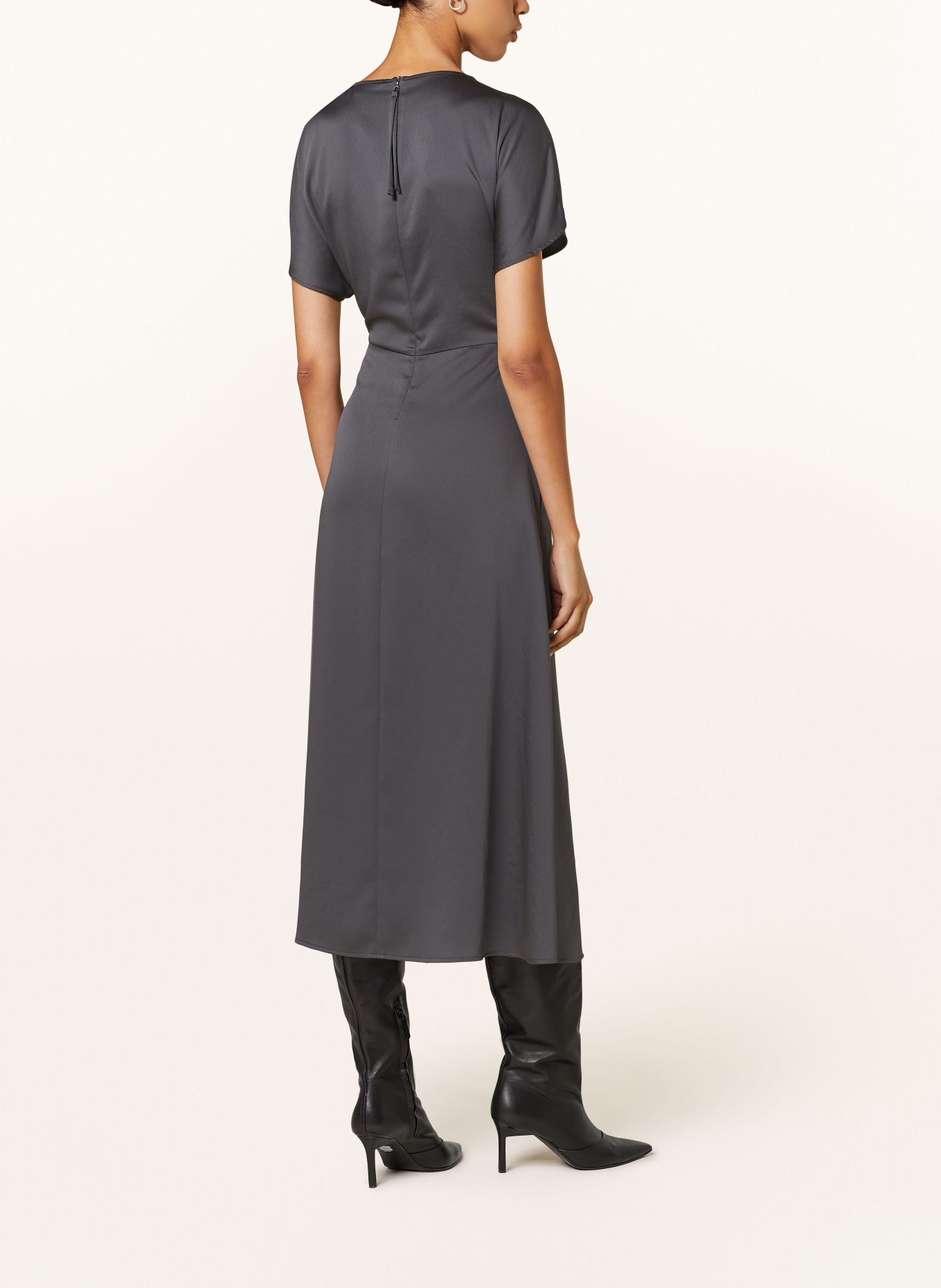 LUISA CERANO robe en satin: GRIS FONCÉ