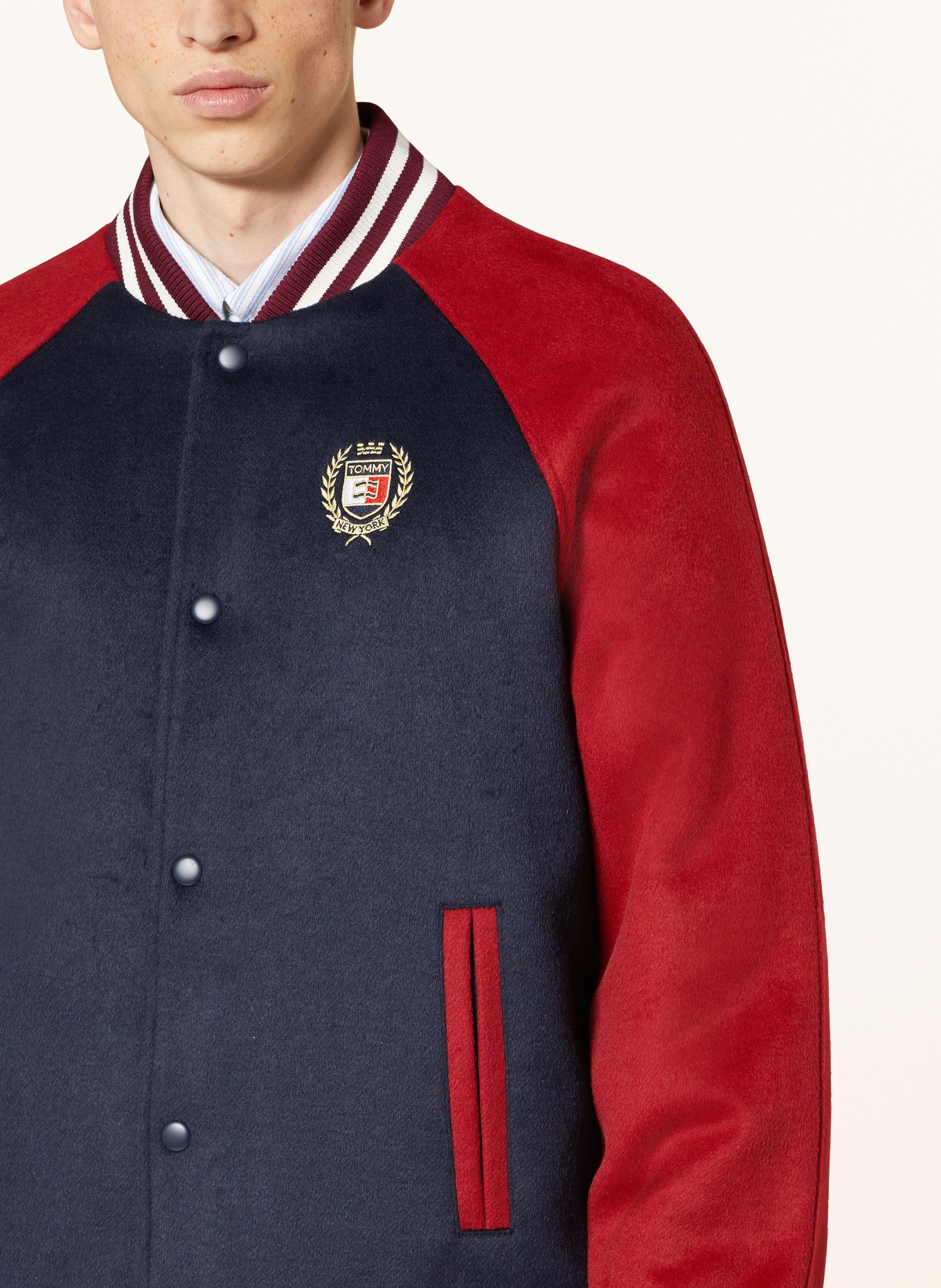 TOMMY JEANS College-Jacke: DUNKELBLAU / DUNKELROT
