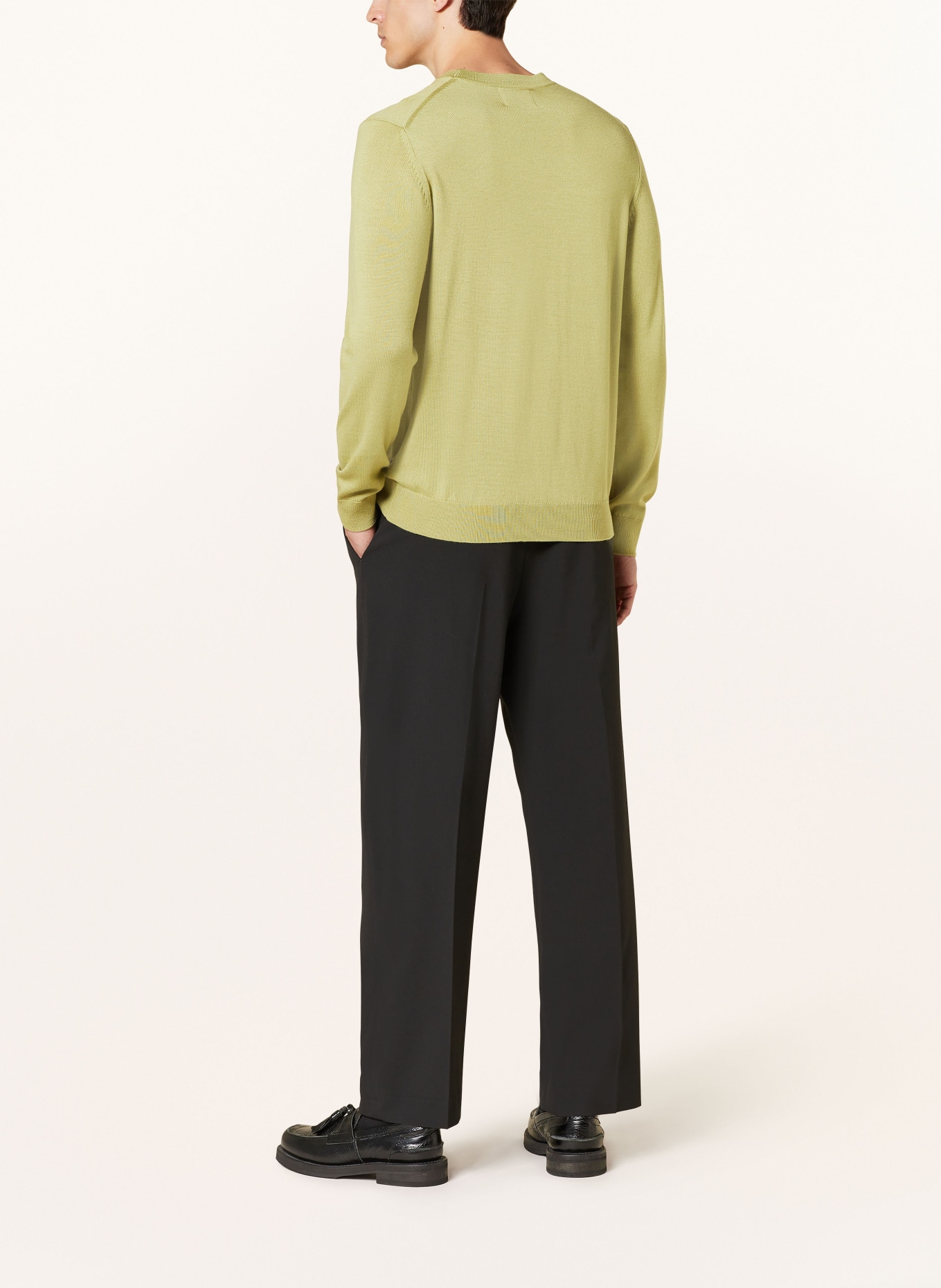 NN.07 Pull TED: OLIVE