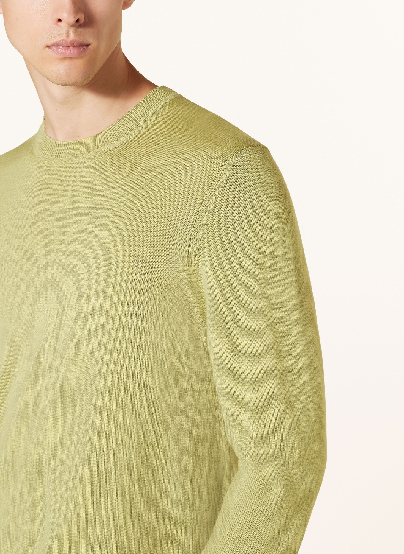 NN.07 Pull TED: OLIVE