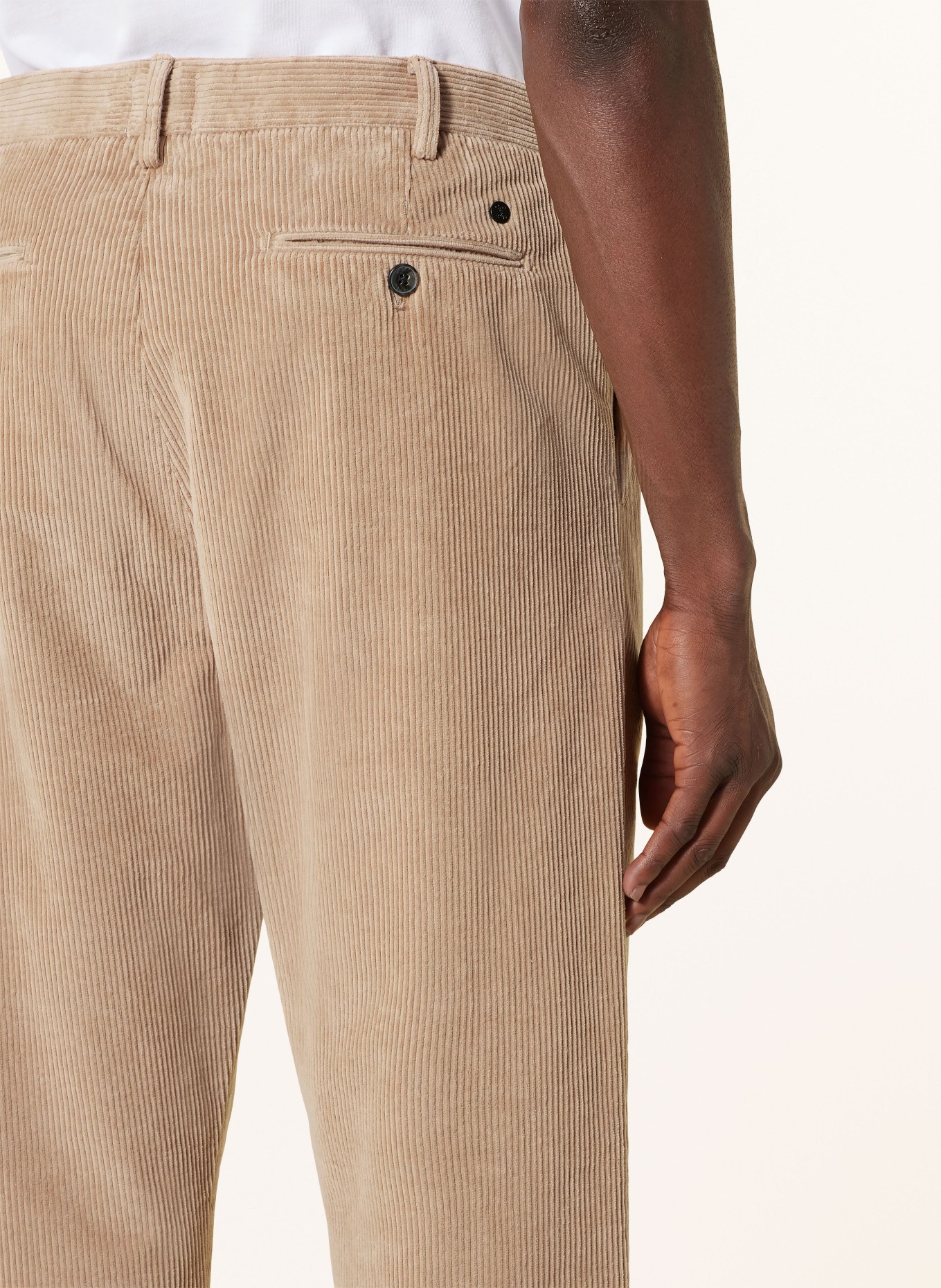 CLOSED Cordhose BERGEN Tapered Fit: CAMEL