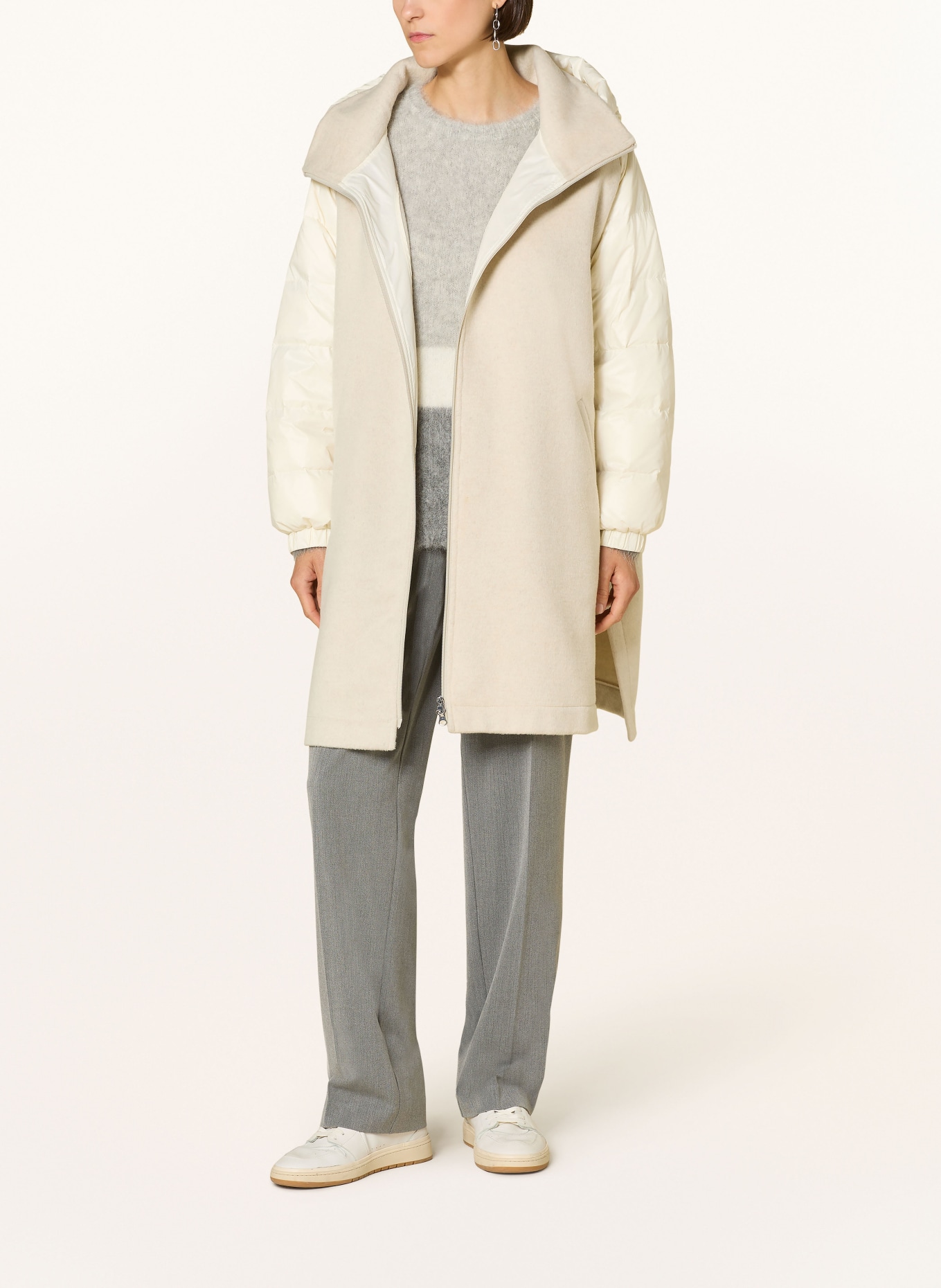 Grace Oversized-Mantel im Materialmix: CREME