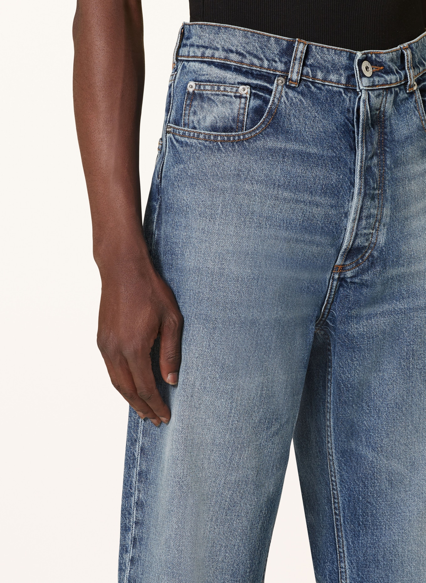 JW ANDERSON Jeans Regular Fit: 844 MID BLUE DENIM