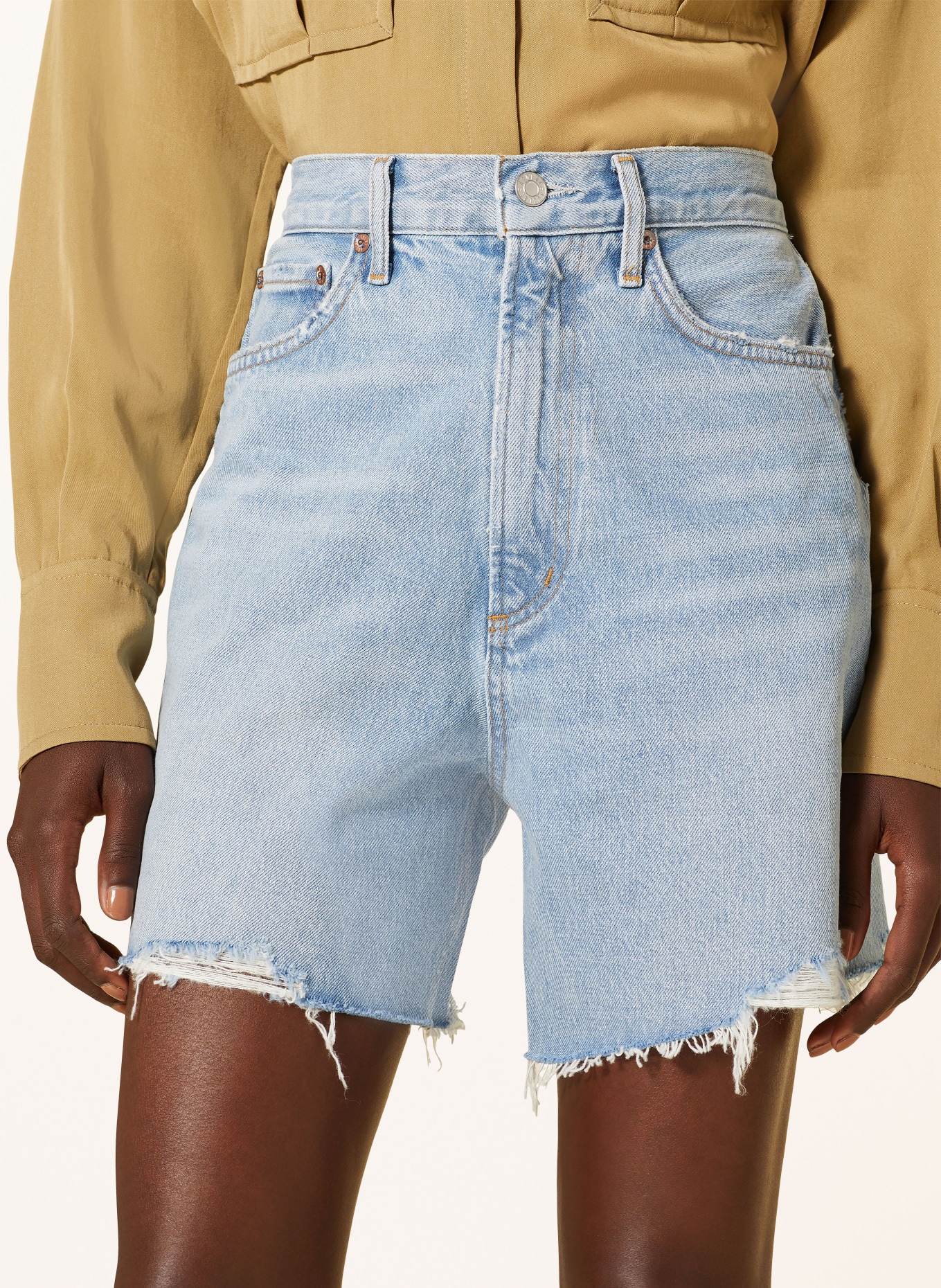 AGOLDE Denim shorts, Color: agreement mrb ind w/ cut hem (Image 5)