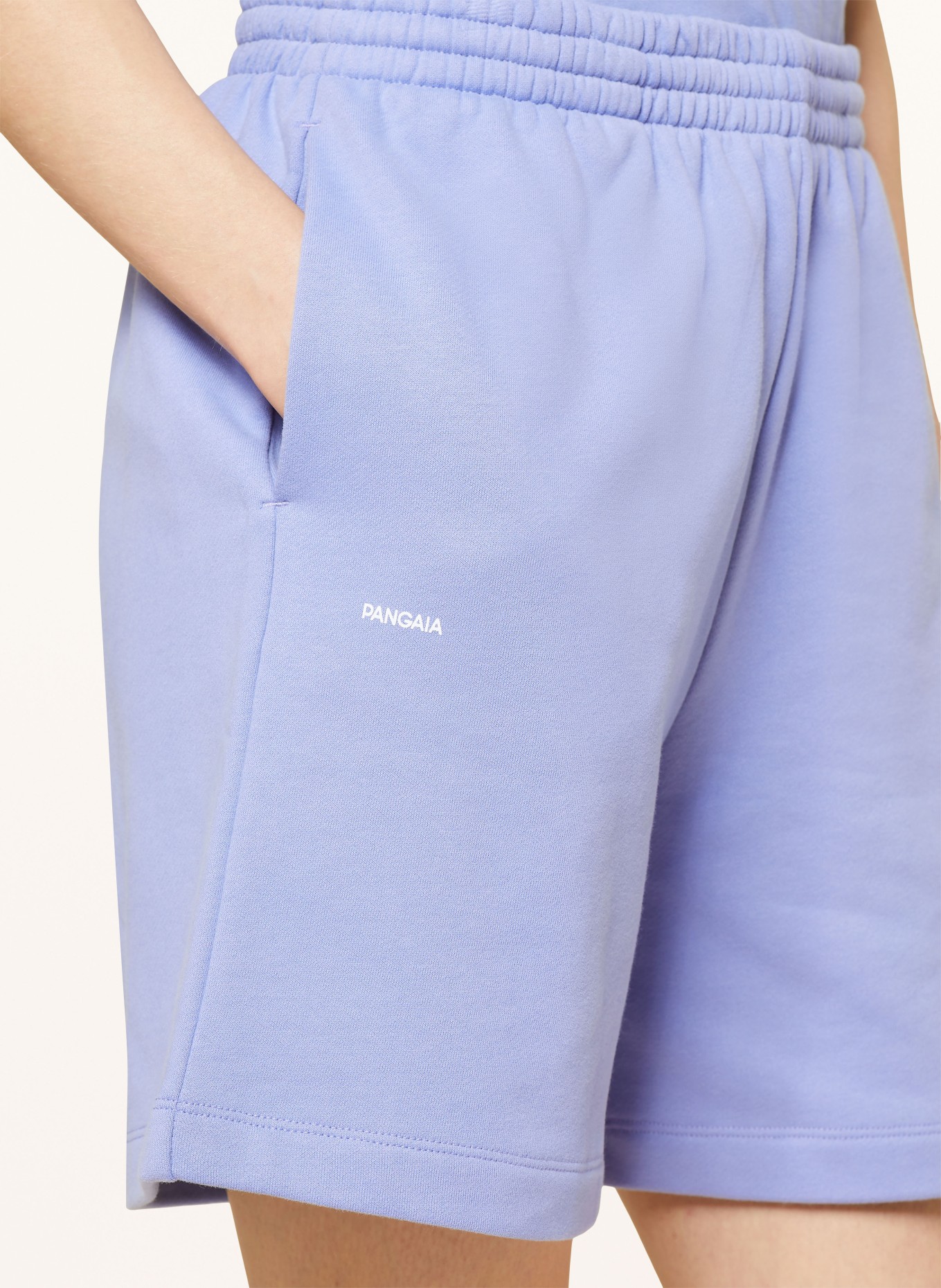 PANGAIA Sweatshorts, Farbe: HELLLILA (Bild 5)