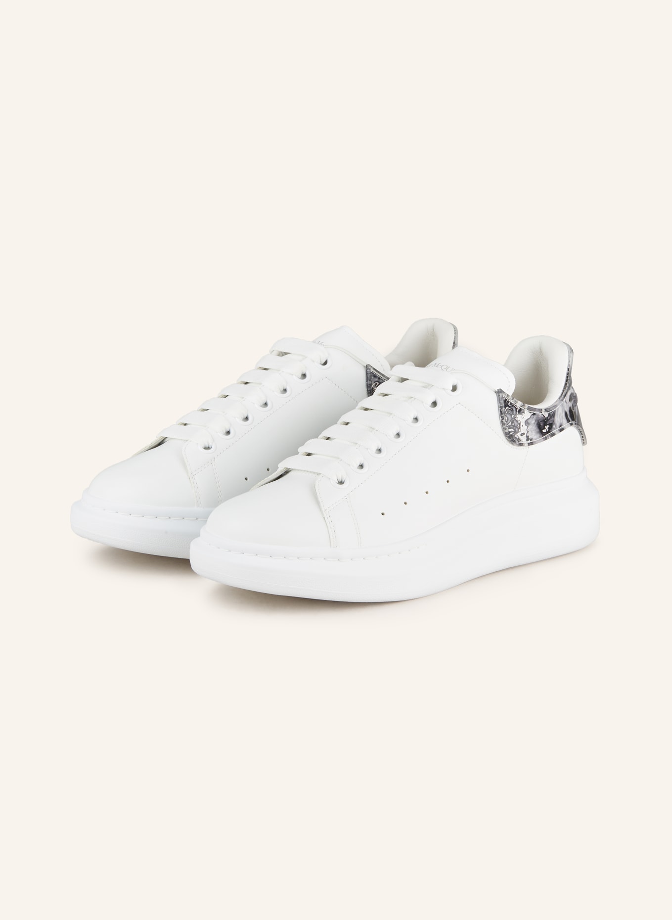 Alexander McQUEEN Sneaker in weiss silber
