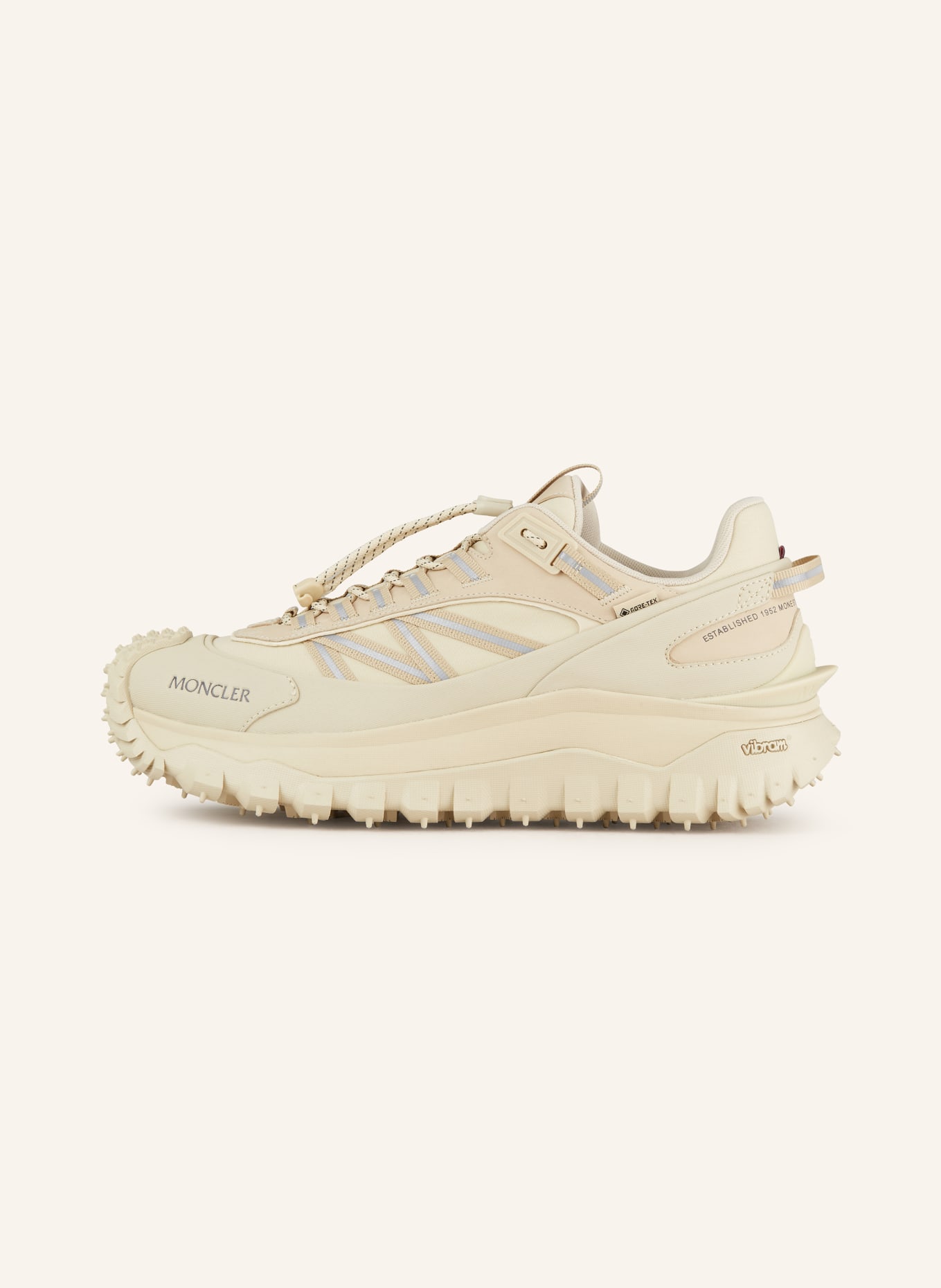 【送料&関税込】Moncler Trailgrip Gtx Beige And White Sneake Trailgrip GTX sneakers in white - Moncler | Mytheresa