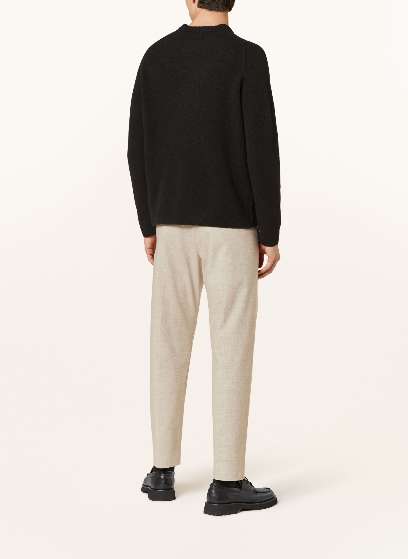 NN.07 Sweter JOHN: CZARNY