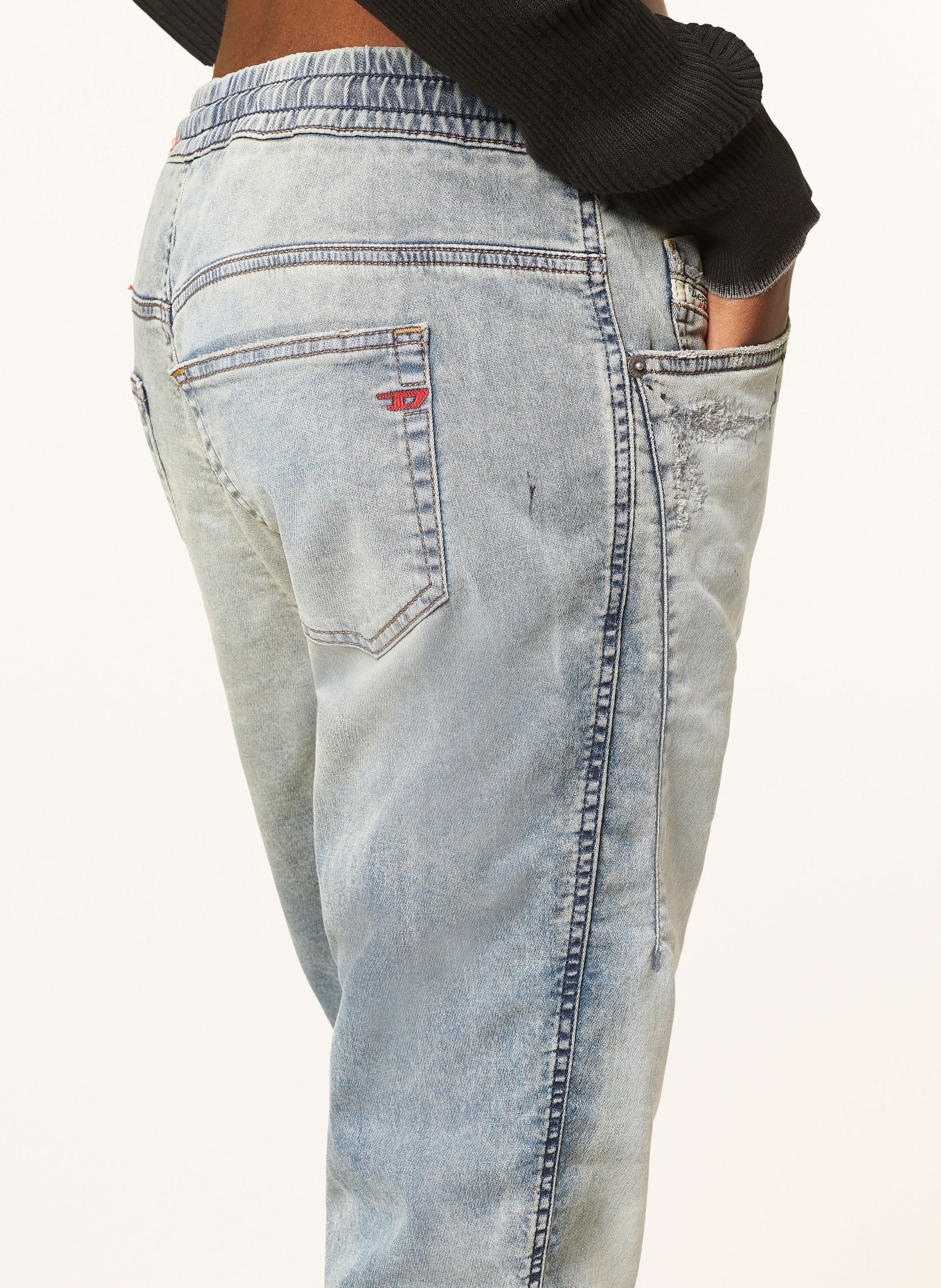 DIESEL Straight jeans in 01