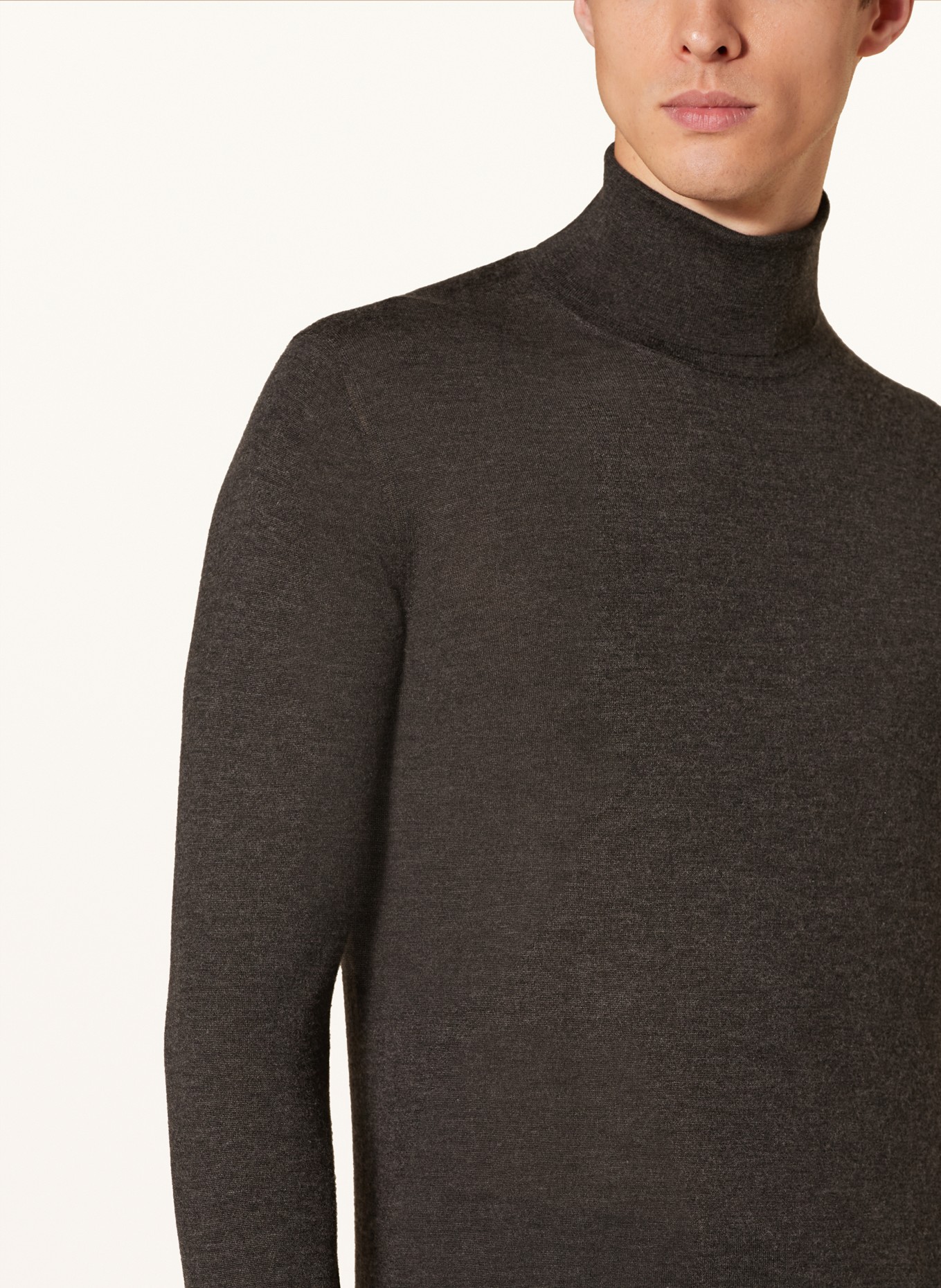 FIORONI Turtleneck sweater in cashmere with silk, Color: DARK GRAY (Image 4)