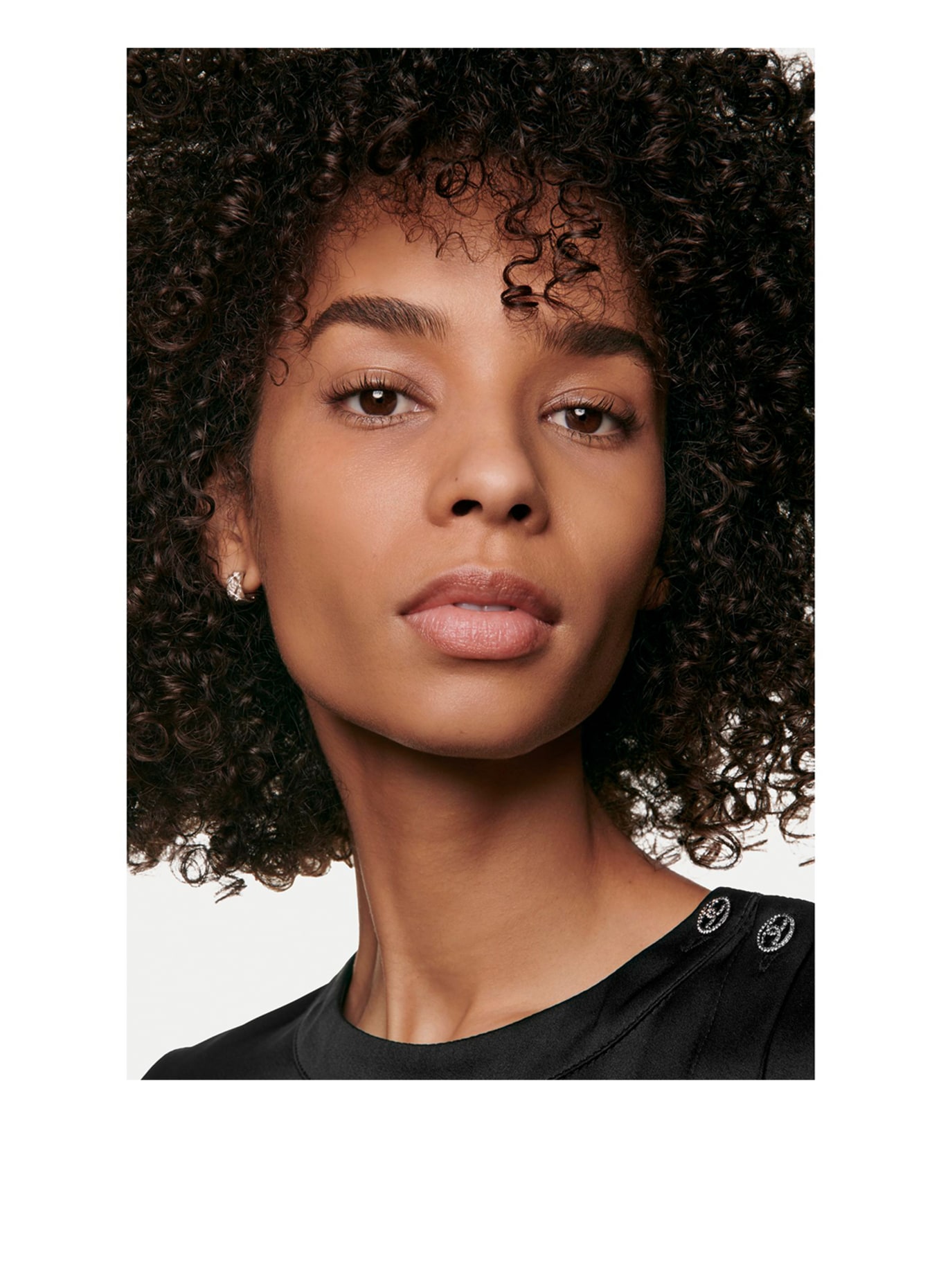 CHANEL LES BEIGES FOUNDATION: B70